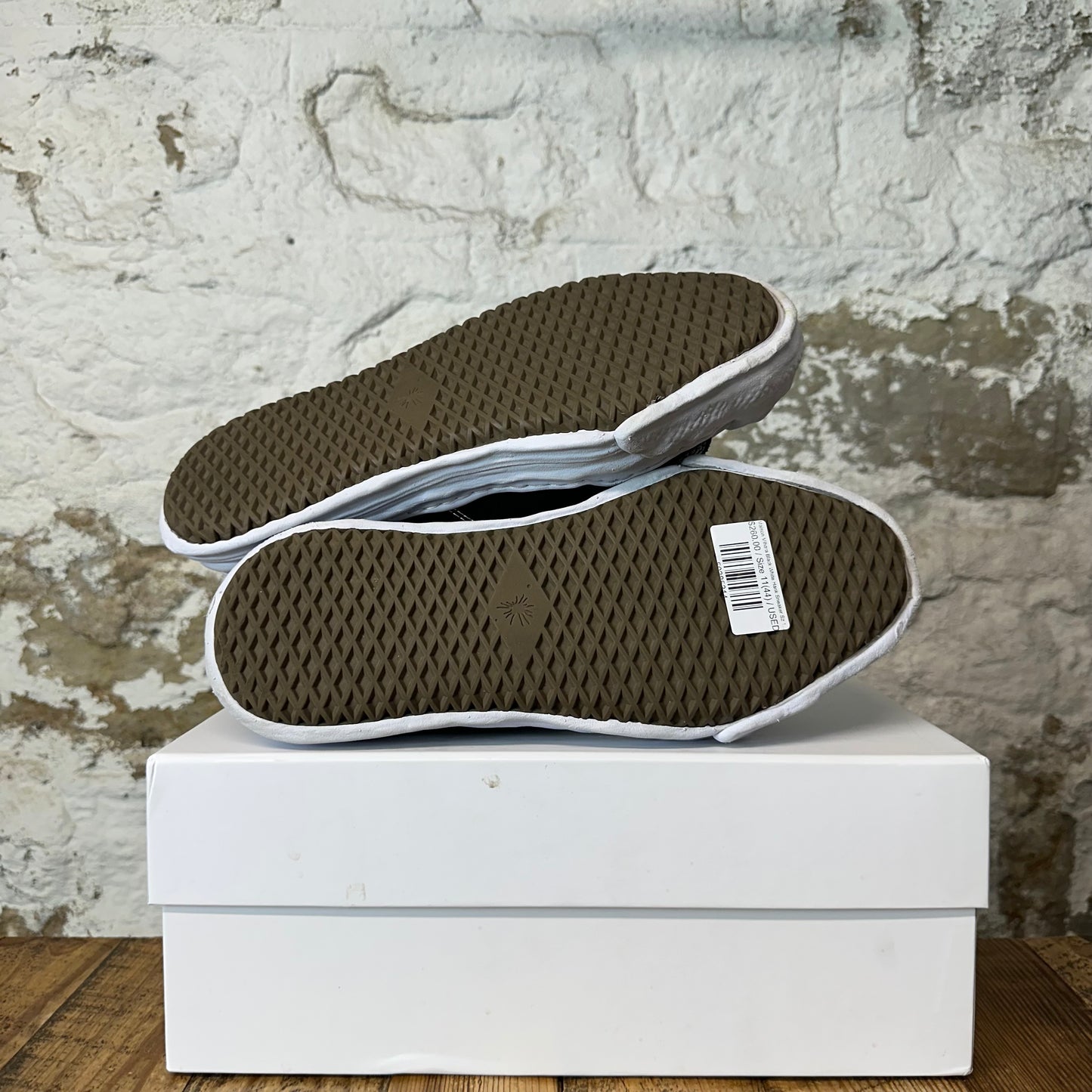 Maison Mihara Black White Hank Sneaker Sz 11 (44)