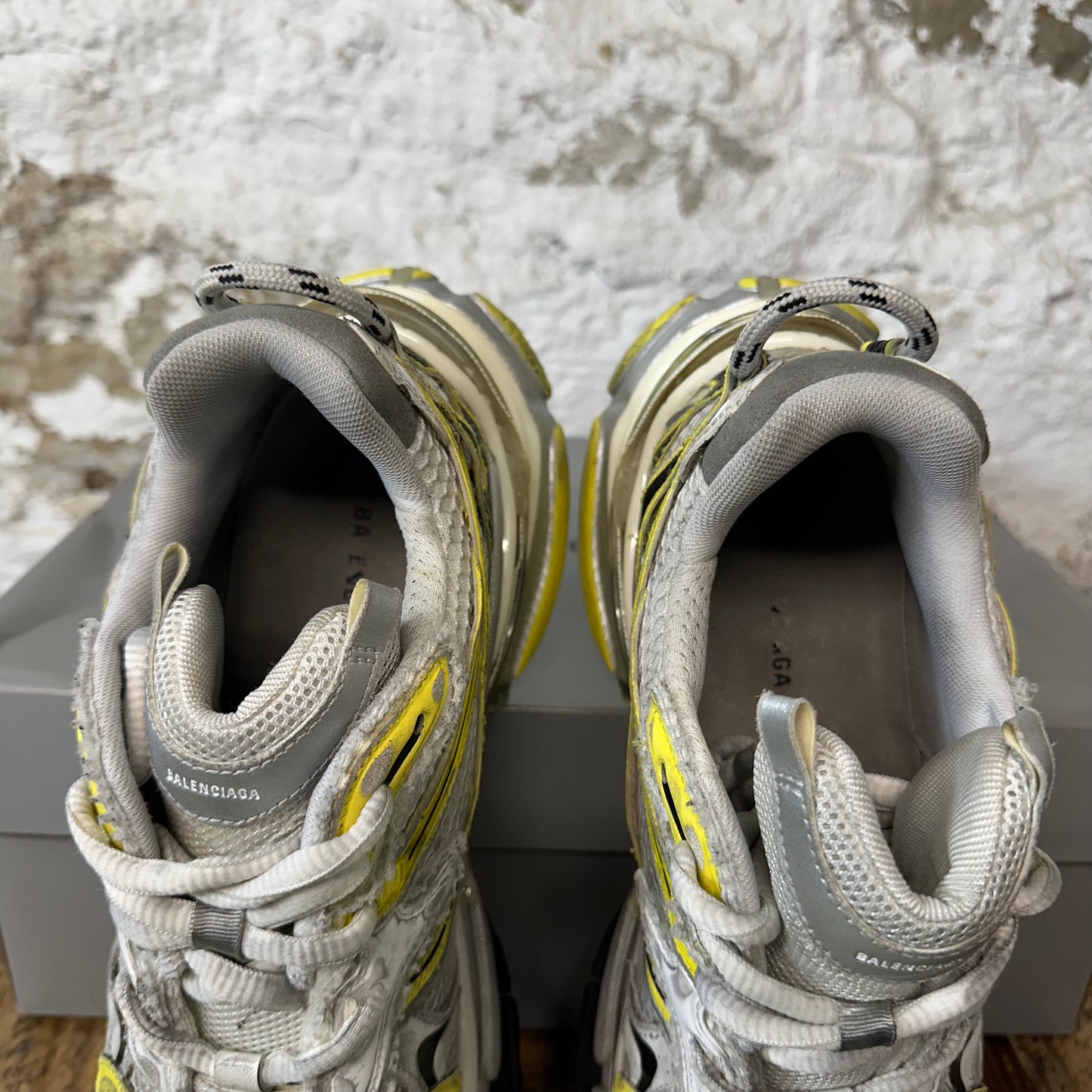Balenciaga Runner 2.0 Yellow Gray Sneaker Sz 9 (42)