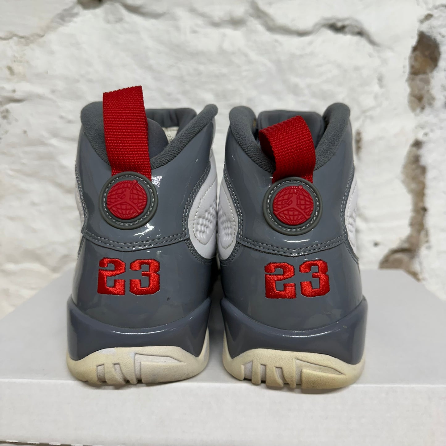 Air Jordan 9 Fire Red Sz 8.5
