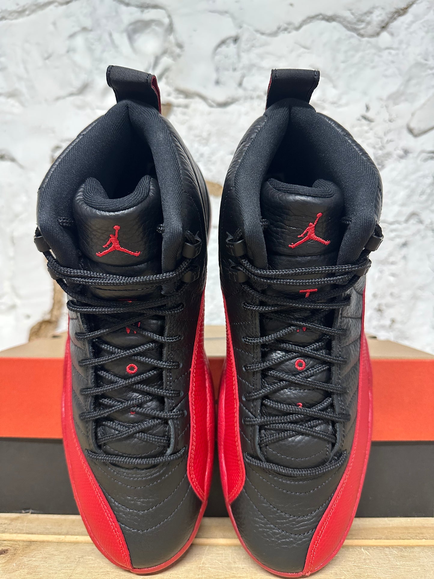 Air Jordan 12 Flu Game Sz 10 DS