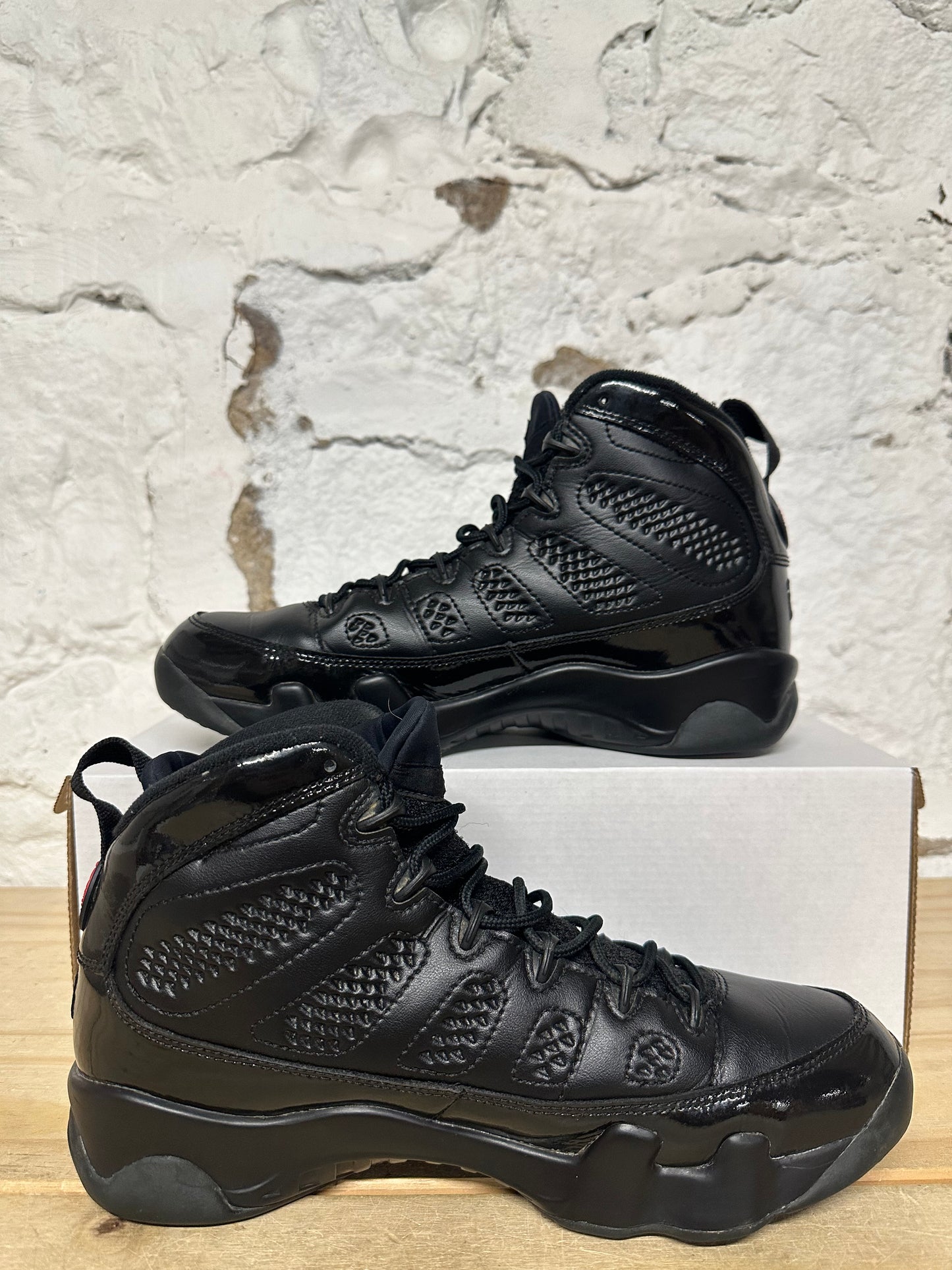 Air Jordan 9 Bred Patent Sz 9