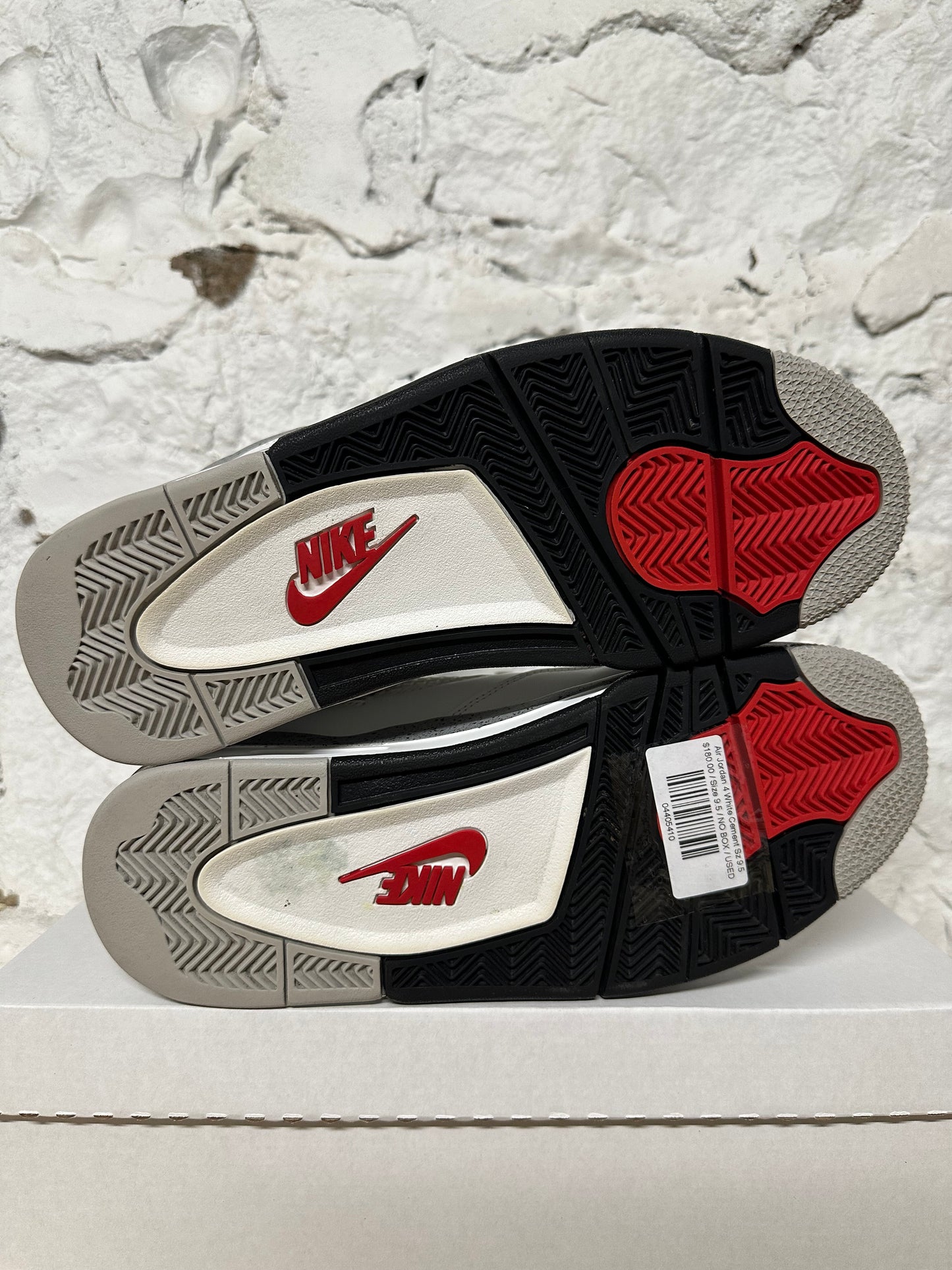 Air Jordan 4 White Cement Sz 9.5