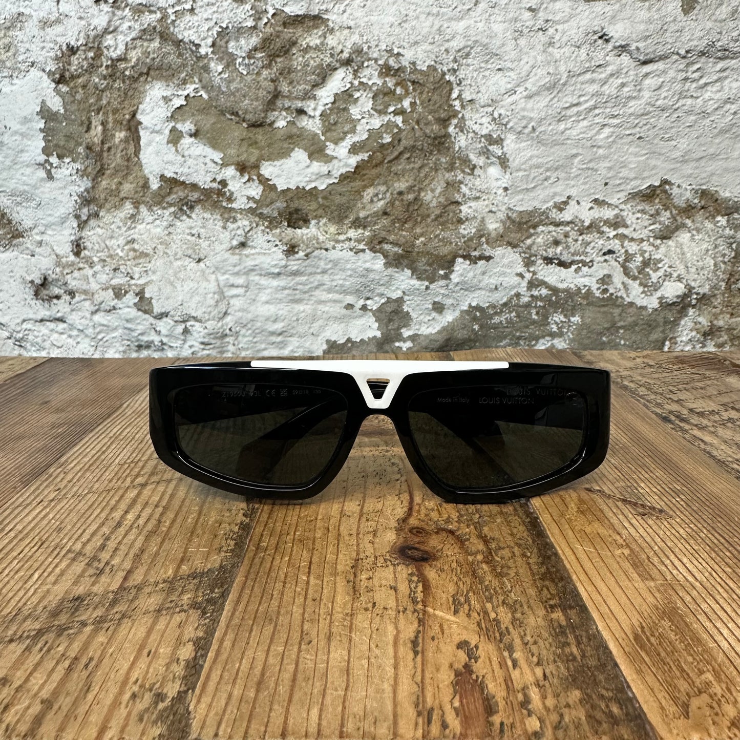 Louis Vuitton Evidence Sport Sunglasses