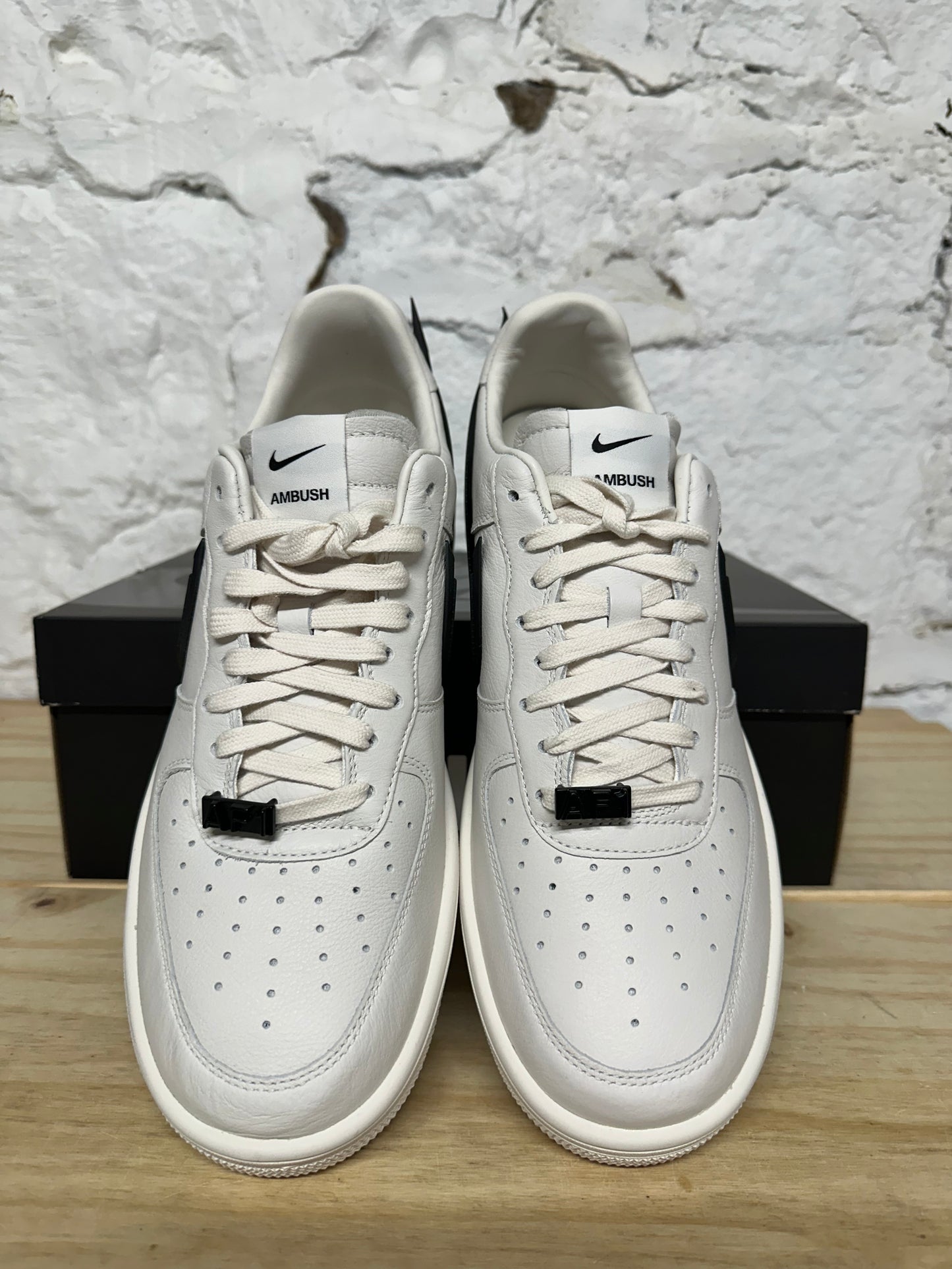 Nike Air Force 1 Low Ambush White Sz 11 DS