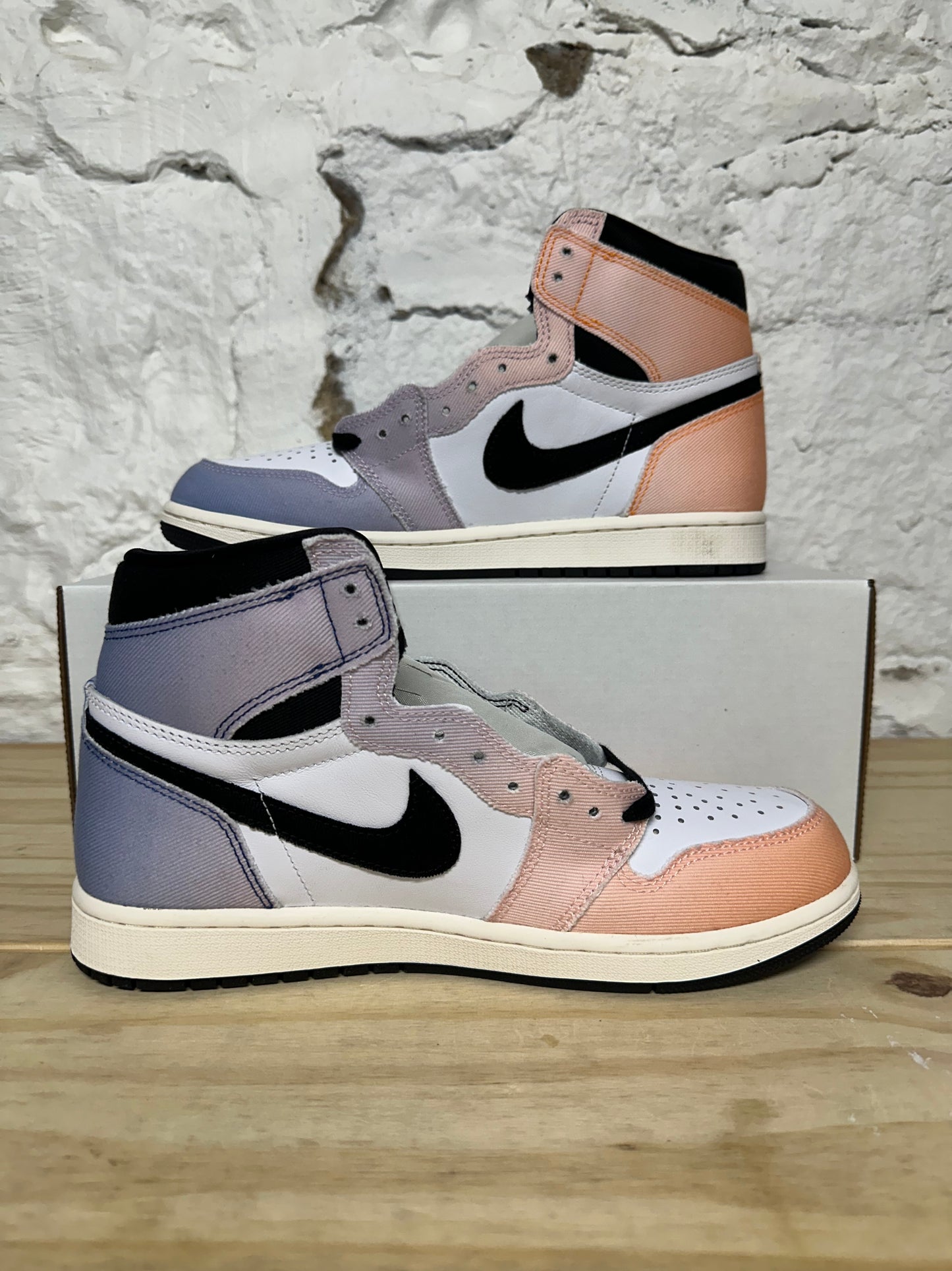 Air Jordan 1 High Skyline Sz 9 DS