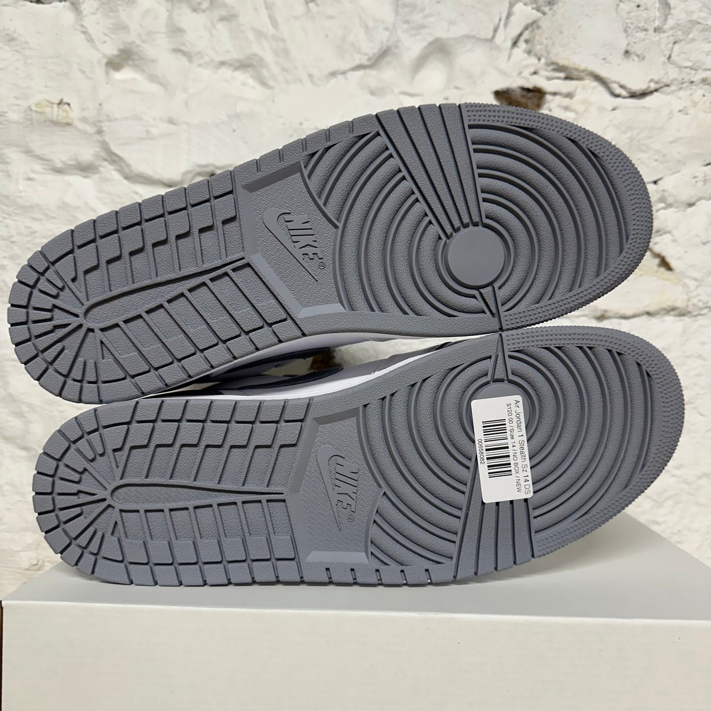 Air Jordan 1 Stealth Sz 14 DS