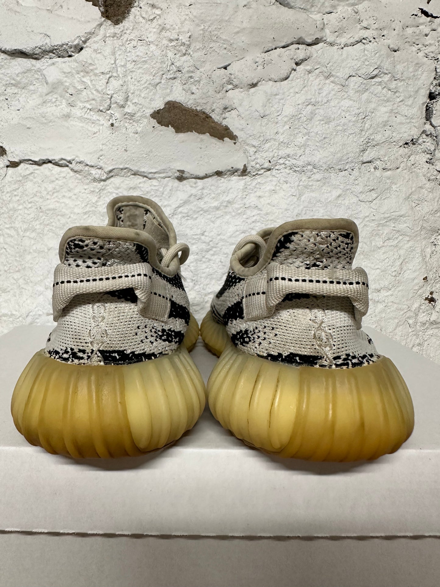 Yeezy 350 V2 Zebra Sz 6.5