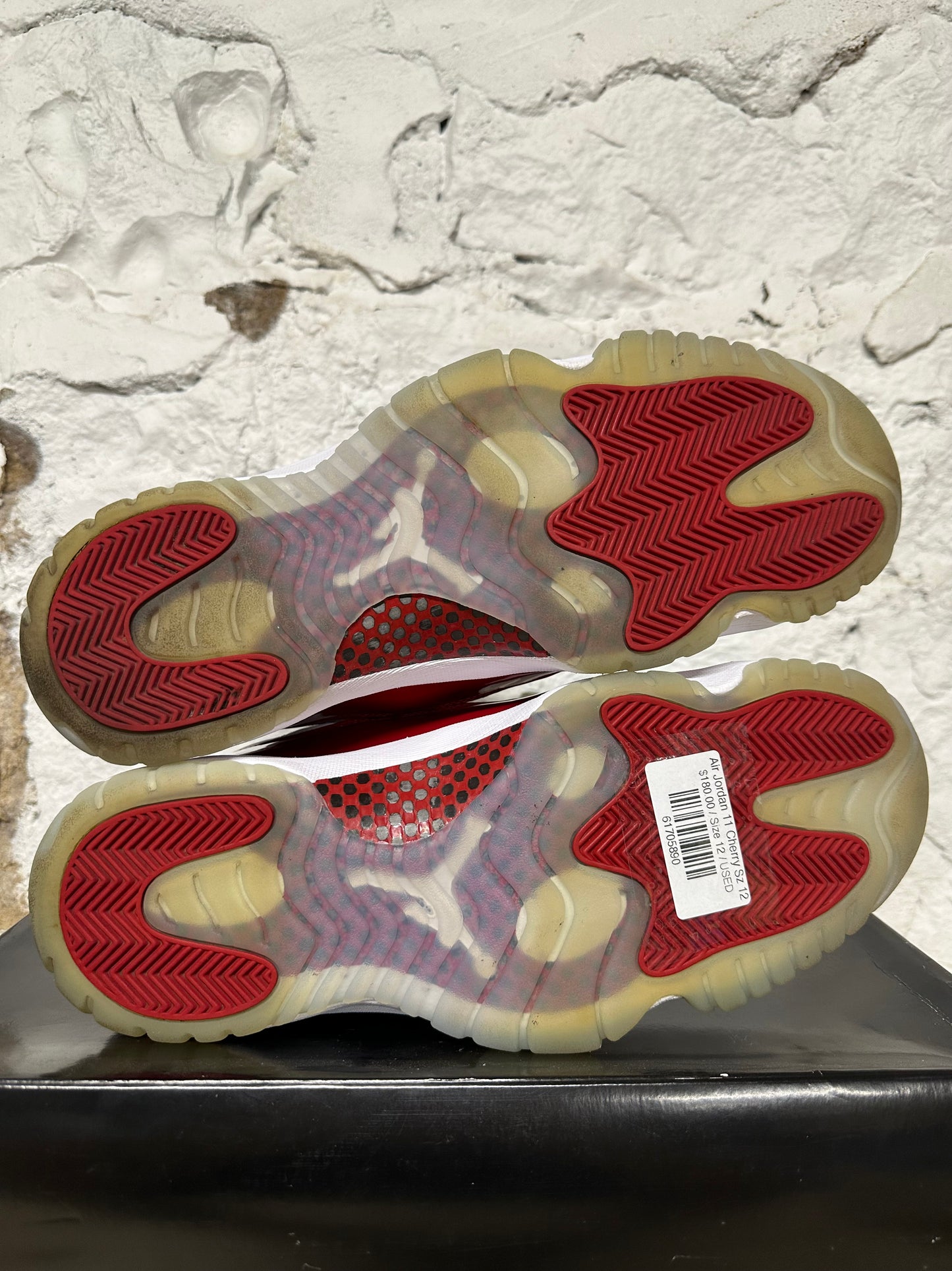 Air Jordan 11 High Cherry Sz 12