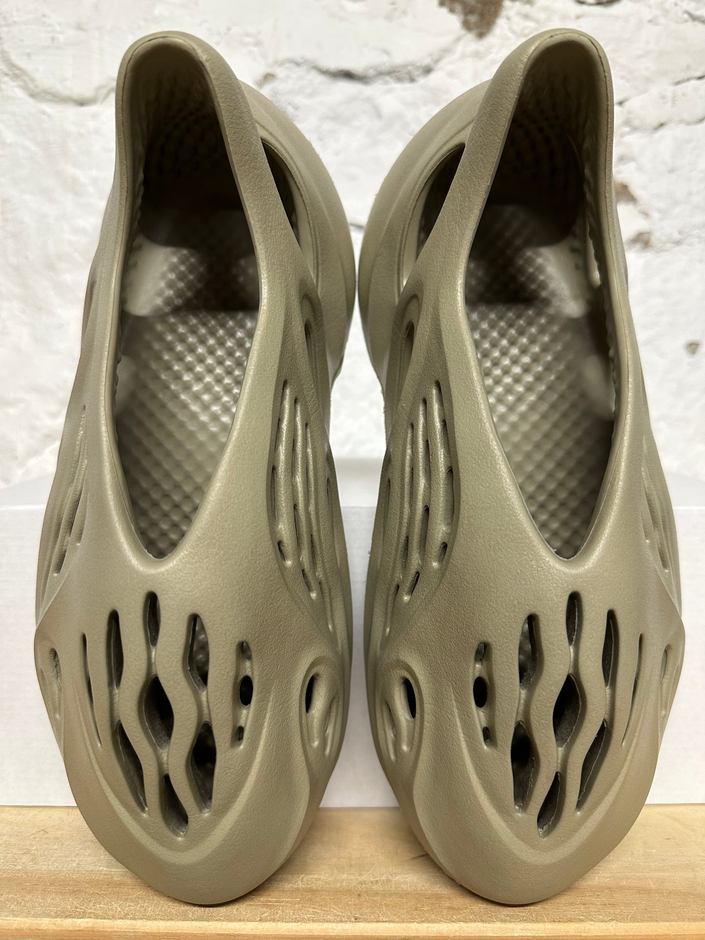 Yeezy Foam Runner Stone Salt Sz 8