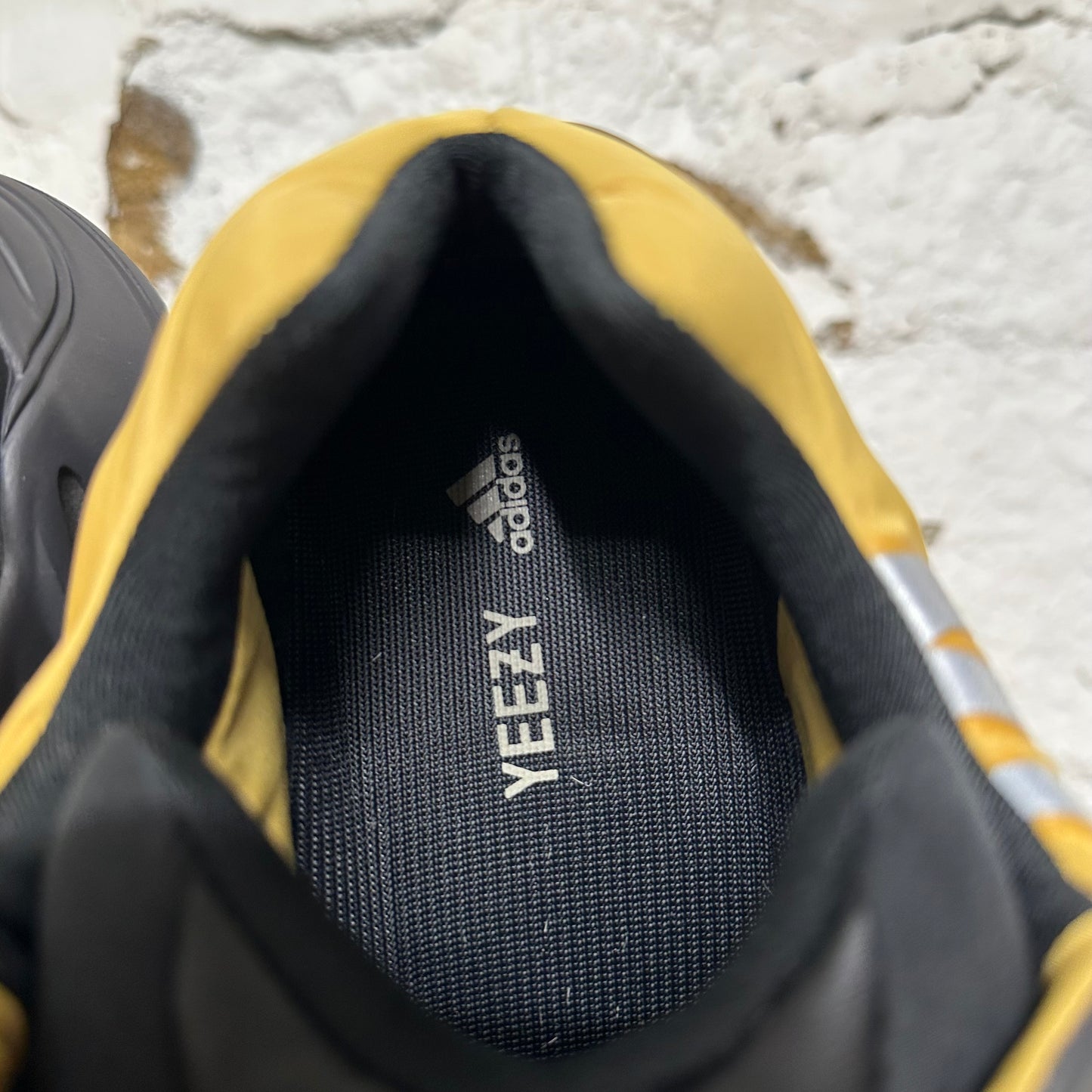 Yeezy 700 MNVN Honey Flux Sz 12