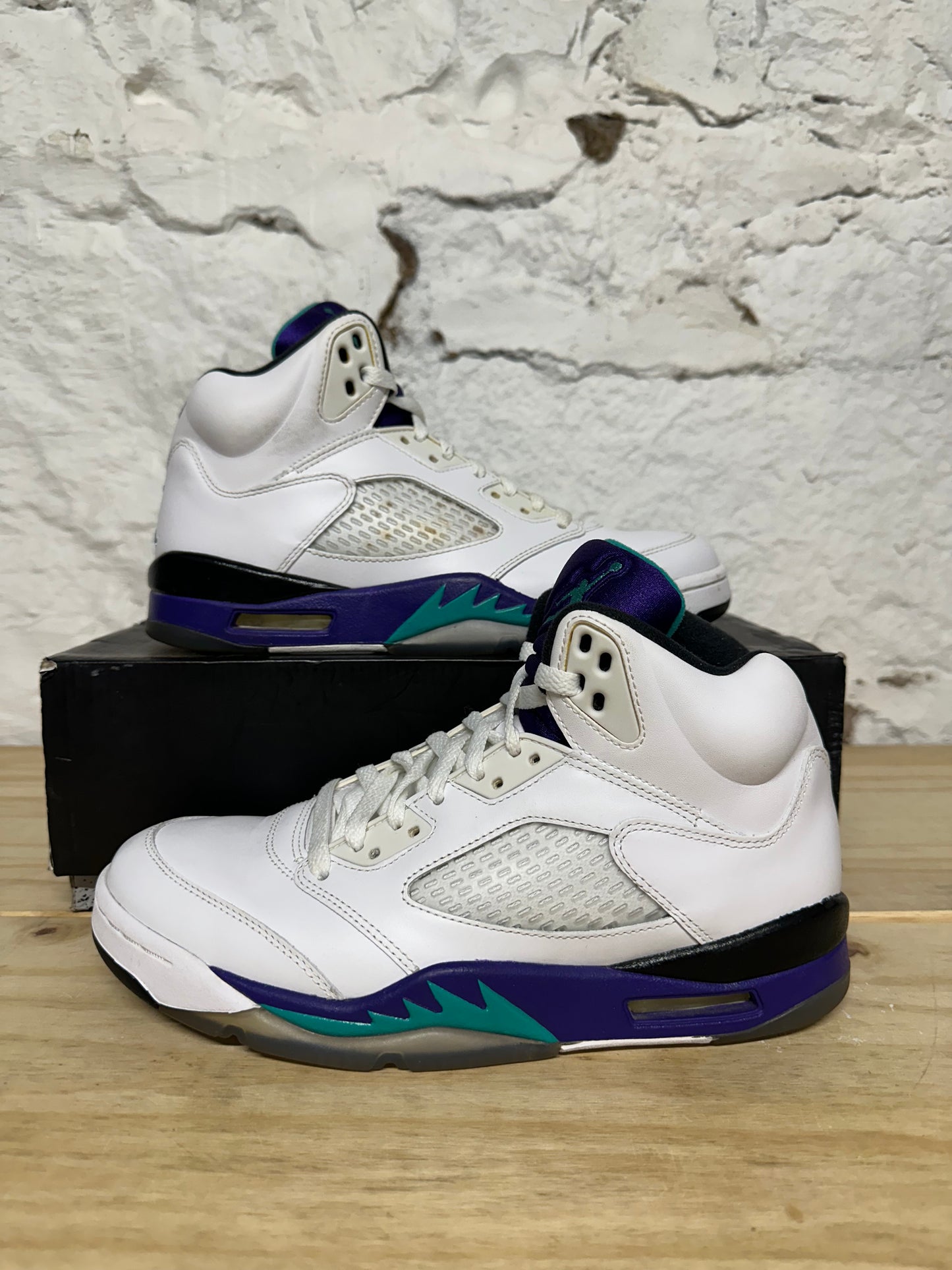 Air Jordan 5 Grape Sz 8