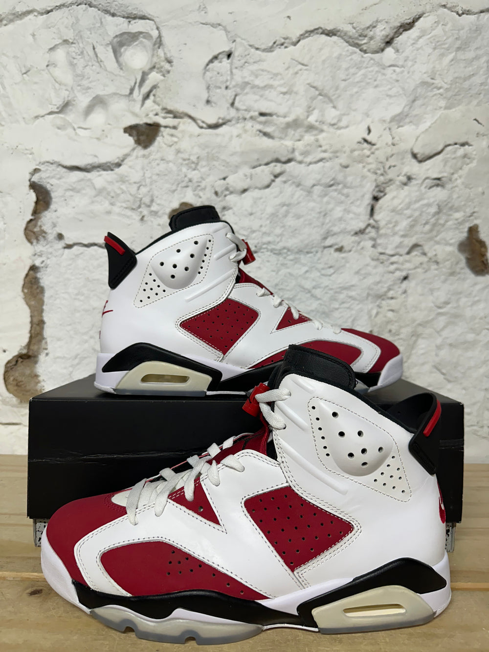 Air Jordan 6 Carmine Sz 8.5