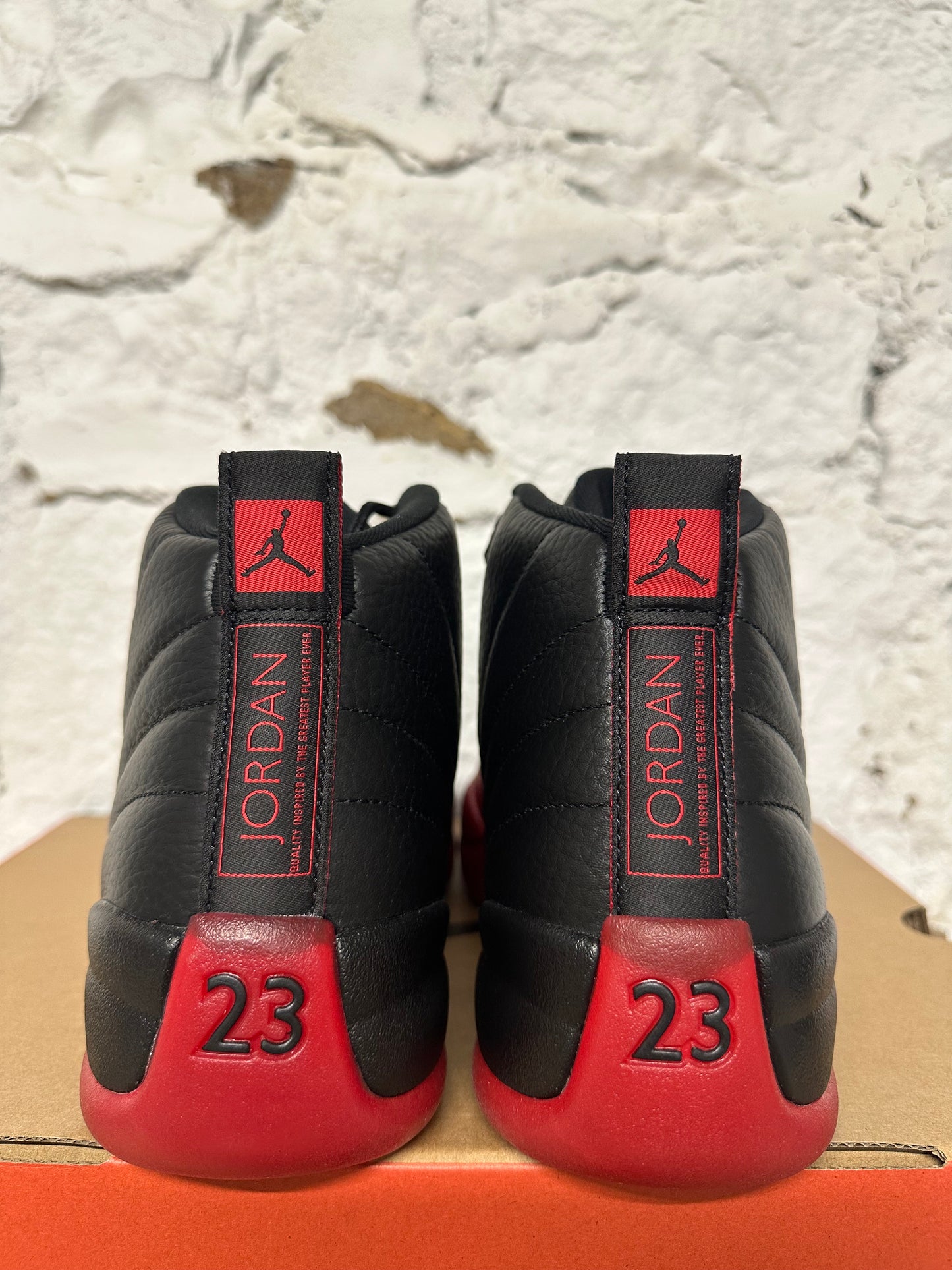 Air Jordan 12 Flu Game Sz 10 DS