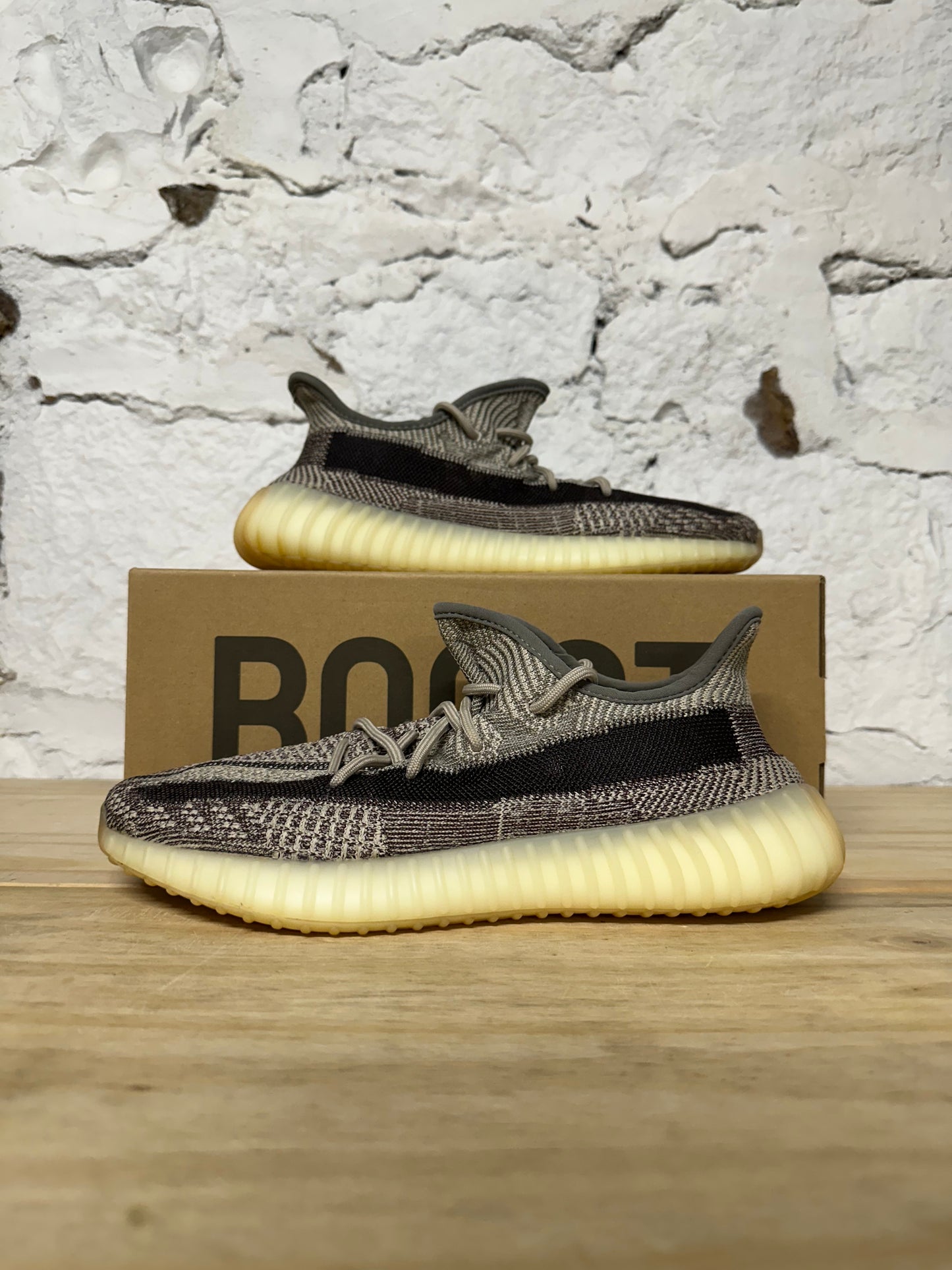 Yeezy 350 V2 Zyon Sz 10