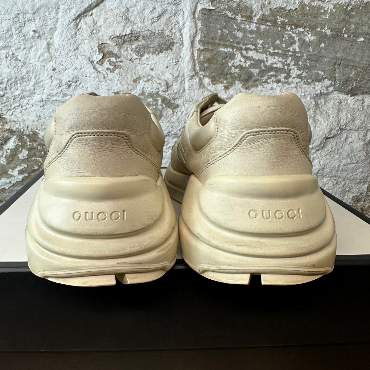 Gucci Rhyton Red Lips Cream Sneaker Sz 9.5