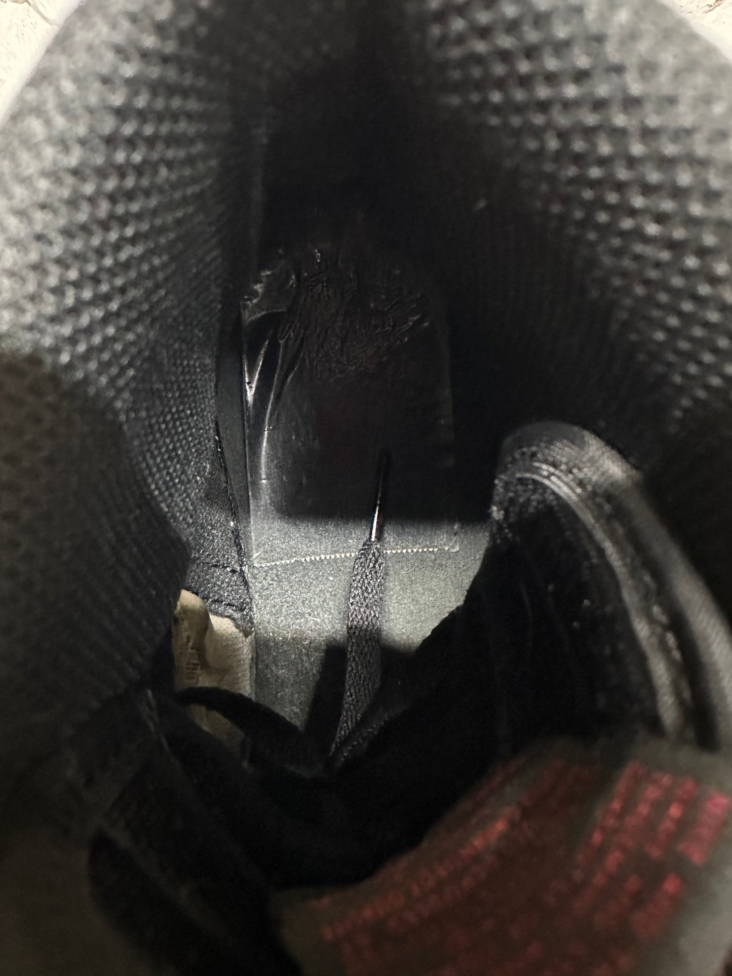 Air Jordan 1 High Bred Toe Sz 9