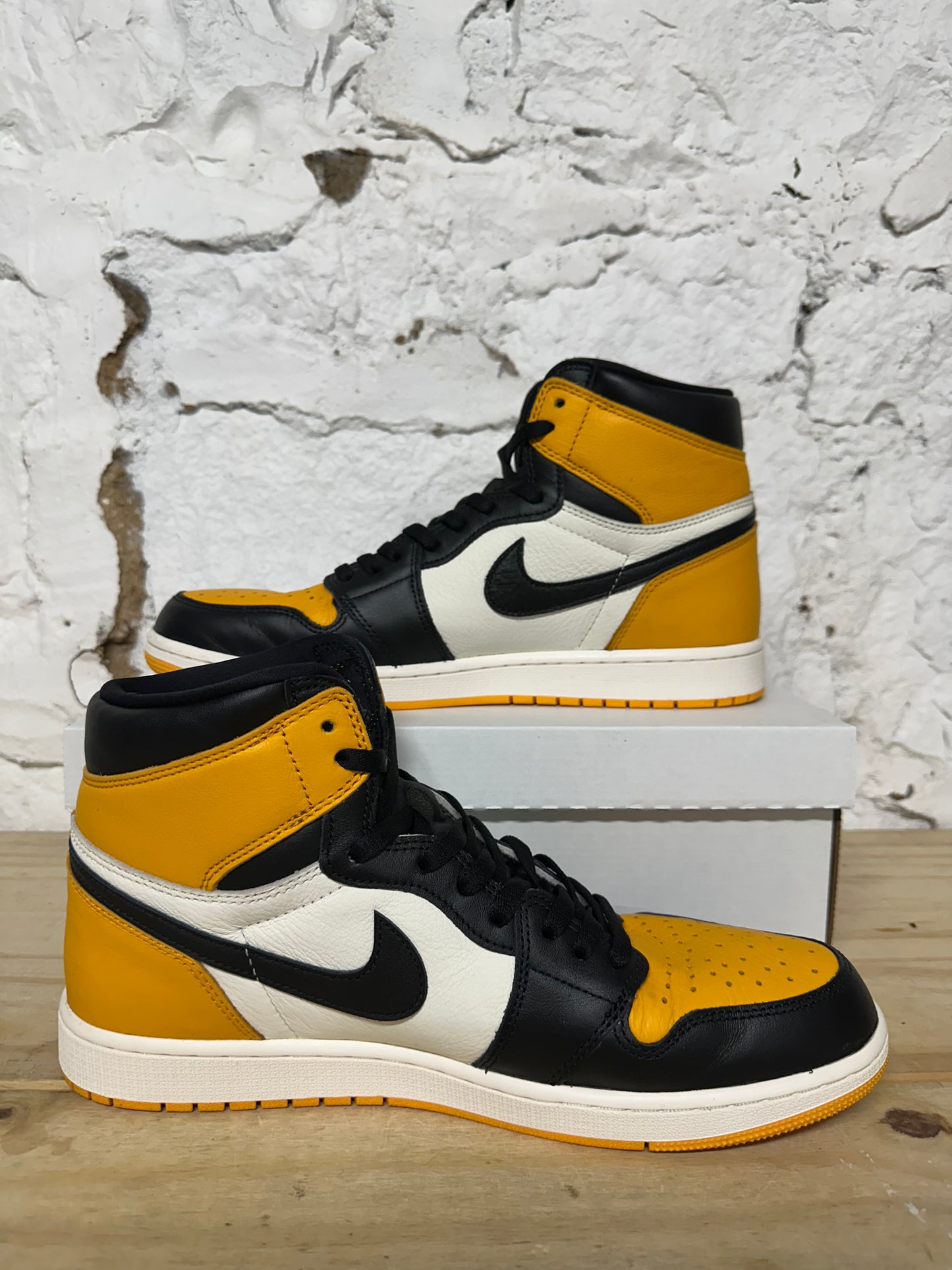 Air Jordan 1 High Taxi Sz 13