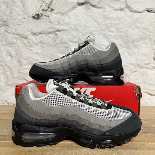 Nike Air Max 95 Big Bubble Medium Olive Sz 8.5 (10W)