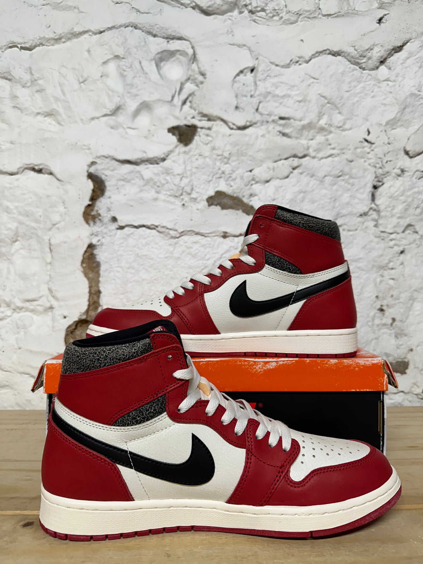 Air Jordan 1 High Chicago Lost And Found Sz 10.5 DS
