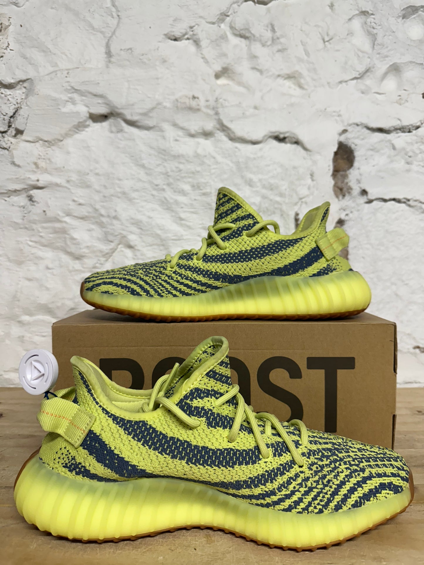 Yeezy 350 V2 Semi Frozen Sz 8.5