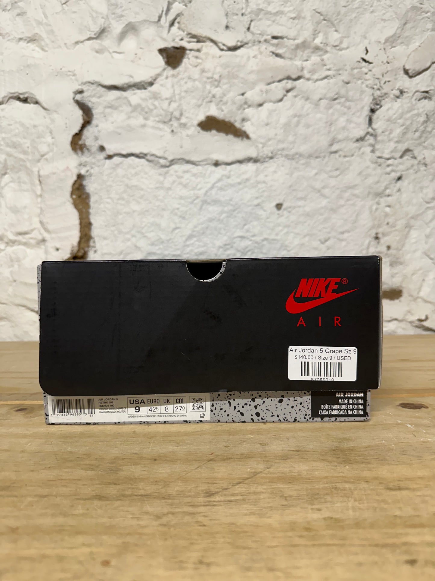 Air Jordan 5 Grape Sz 9