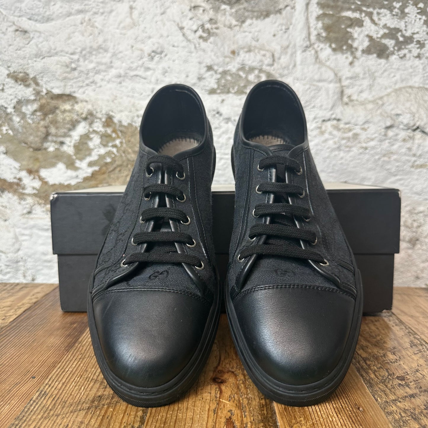 Gucci Black Monogram Low Top Sneaker Sz 9.5