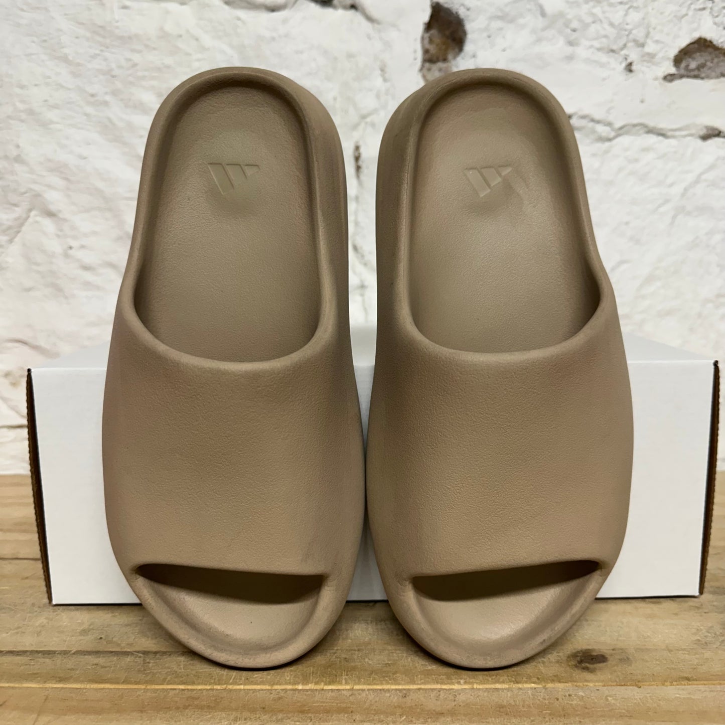 Yeezy Slide Pure Sz 8
