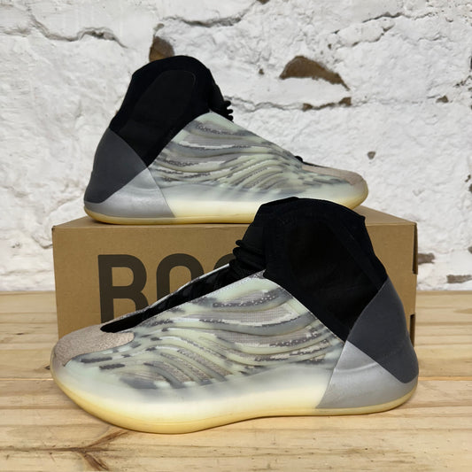 Yeezy QNTM BSKTBL Sz 9.5
