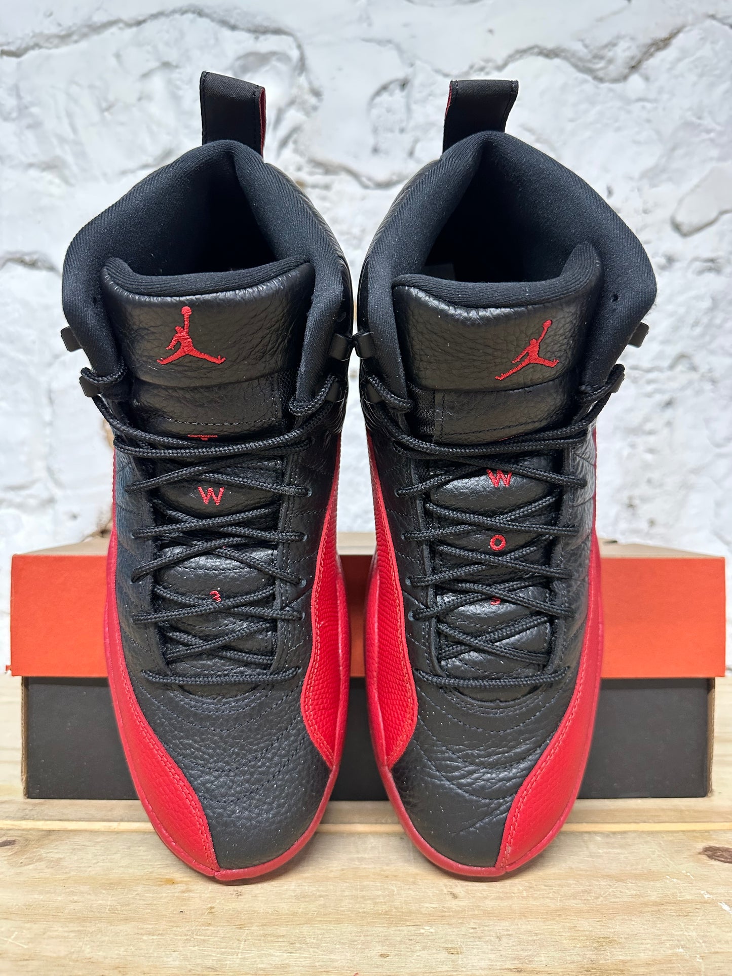 Air Jordan 12 Flu Game Sz 11.5