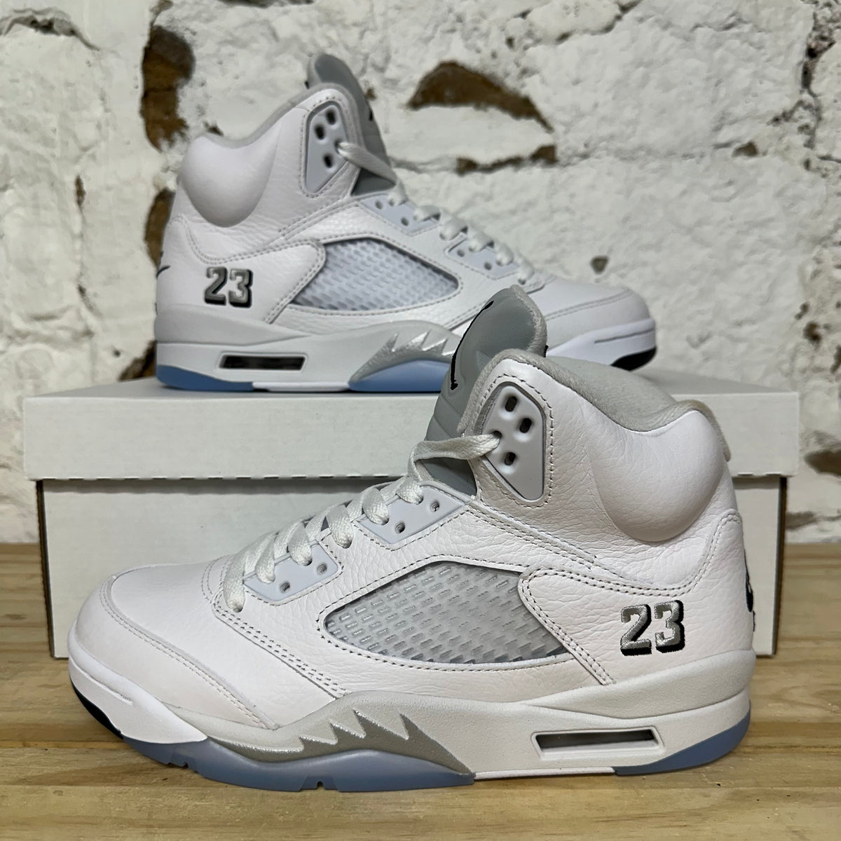 Air Jordan 5 White Metallic (2026) Sz 7 DS