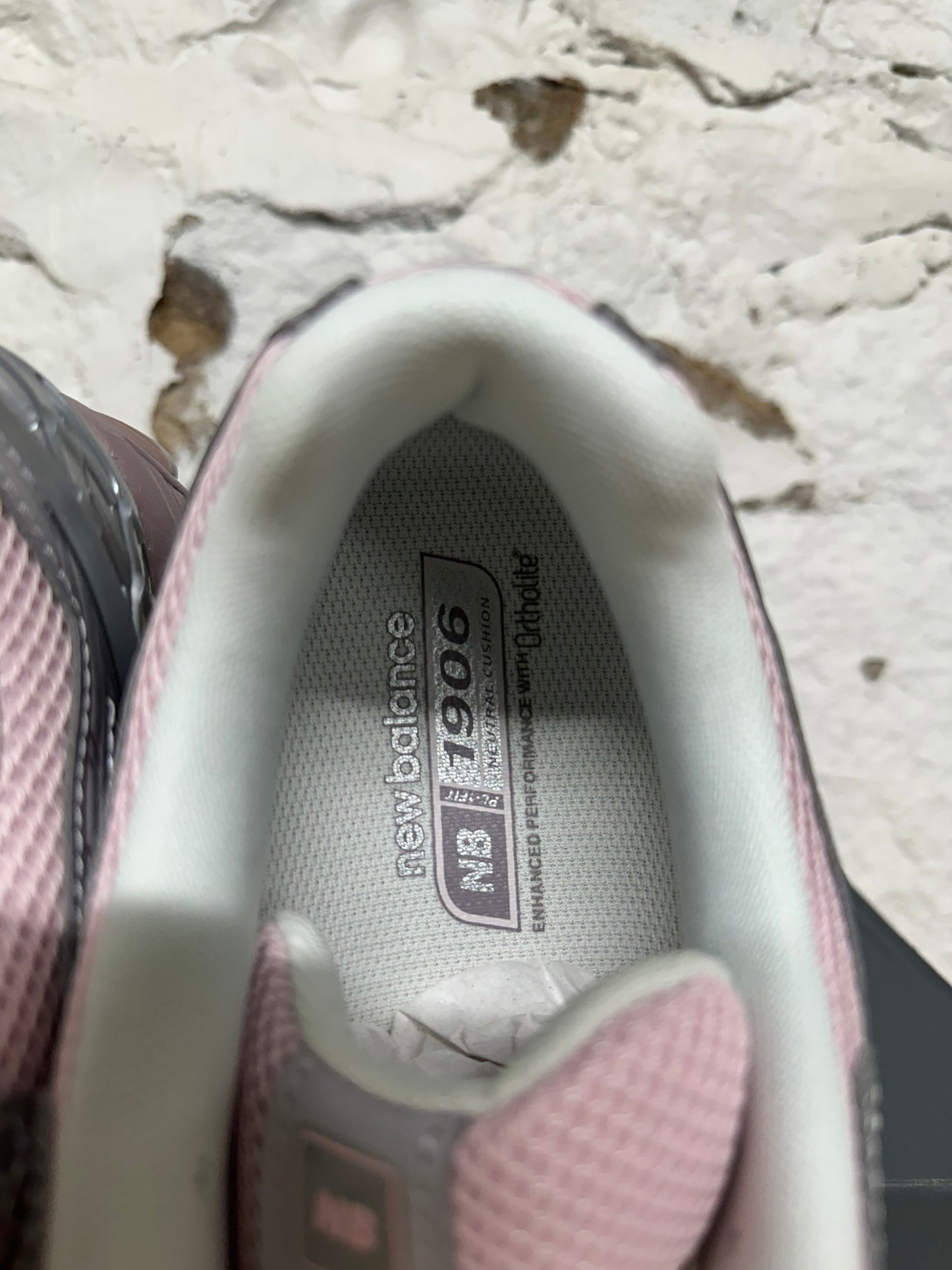 New Balance 1906R Pastel Rose Sugar Sz 11.5 DS