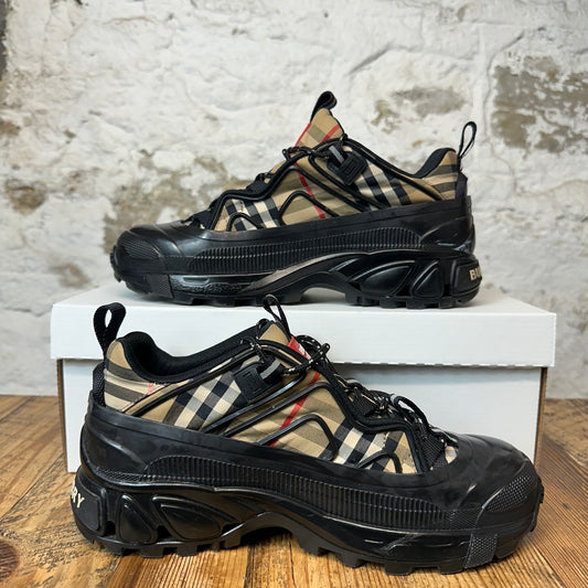 Burberry Arthur Tan Plaid Black Sneaker Sz 7 (40)