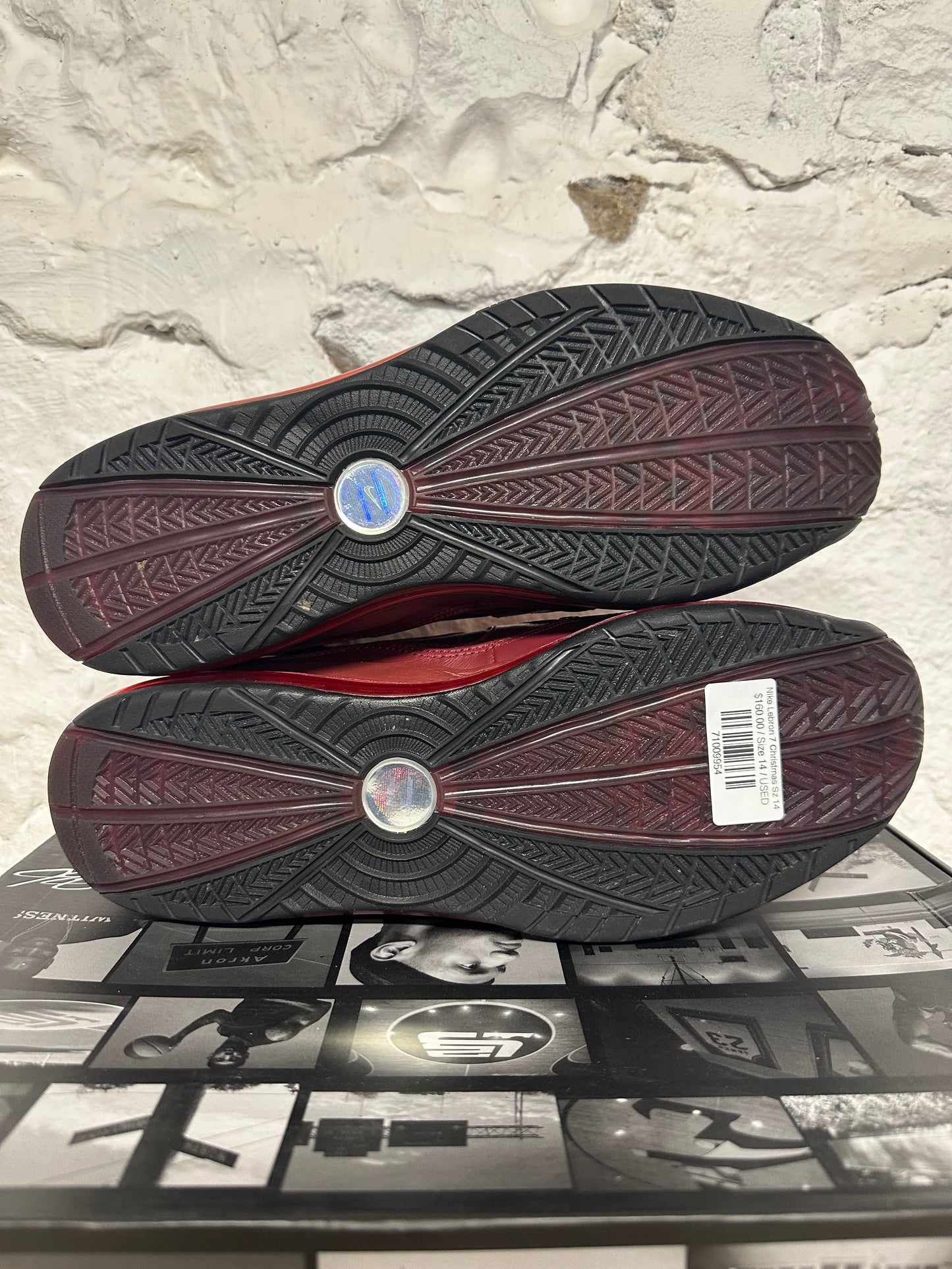 Nike LeBron 7 Christmas Sz 14