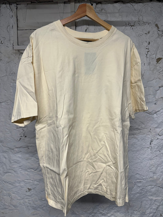 Fear of God Essentials Cream Back Spell-Out T-Shirt Sz L