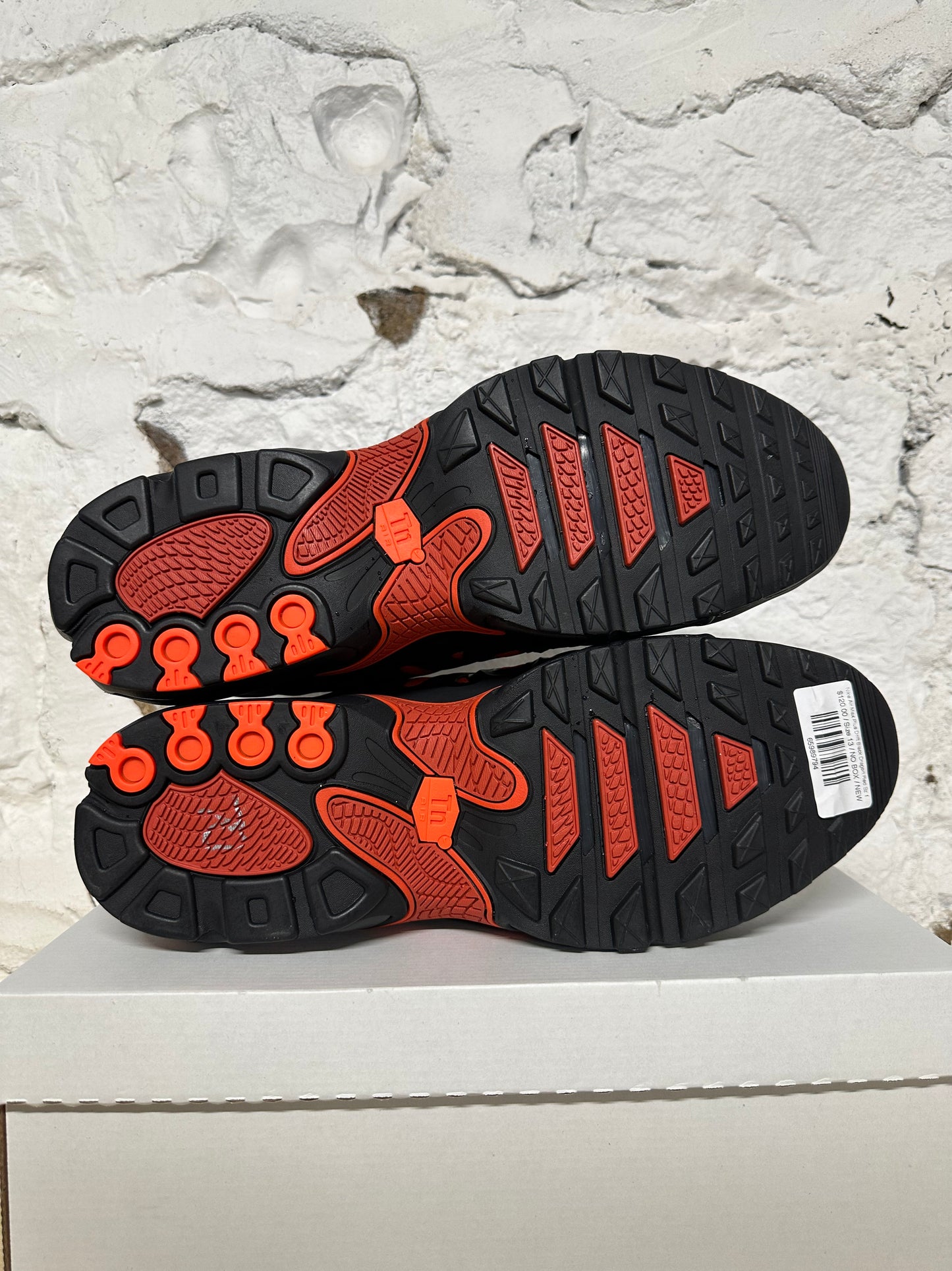 Nike Air Max Plus Drift Black Dragon Red Sz 13 DS