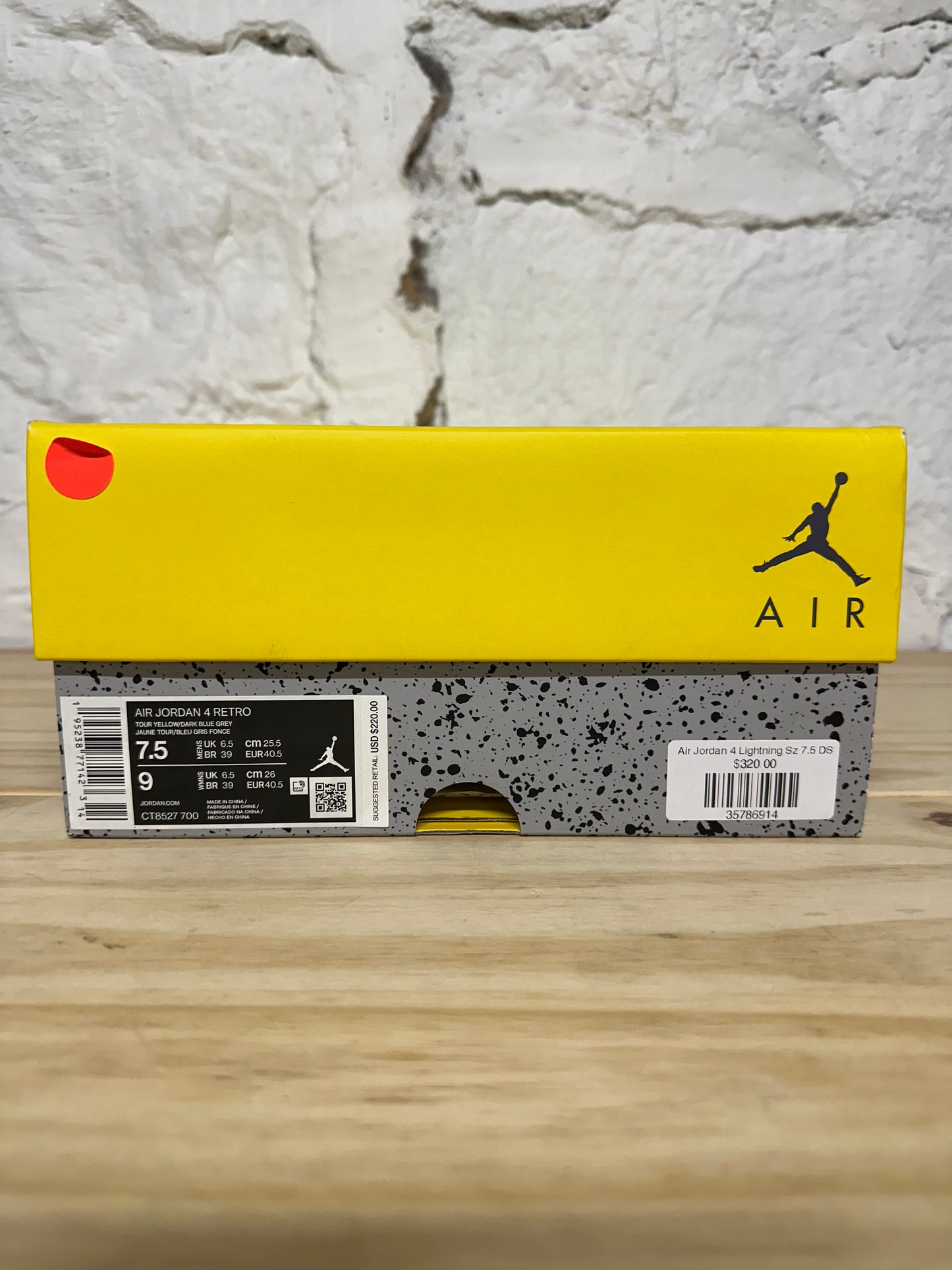 Air Jordan 4 Lightning Sz 7.5 DS