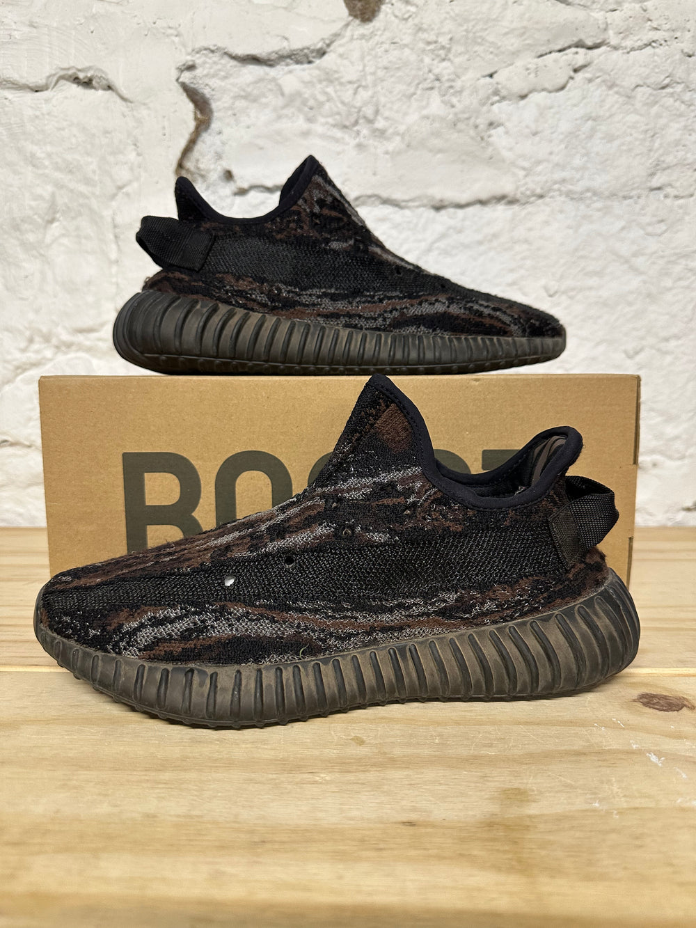 Yeezy 350 V2 MX Rock Sz 6.5