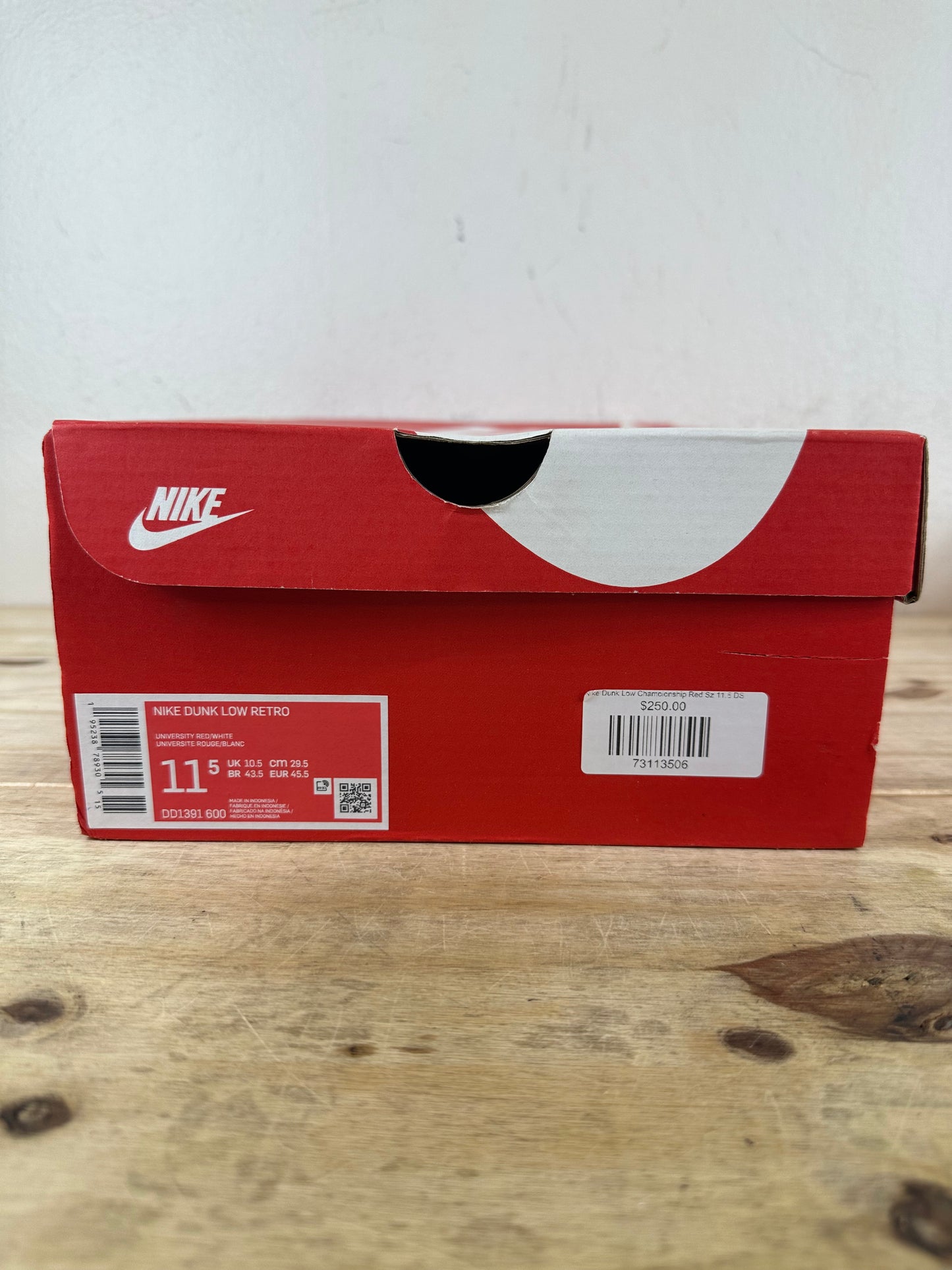 Nike Dunk Low Championship Red Sz 11.5 DS