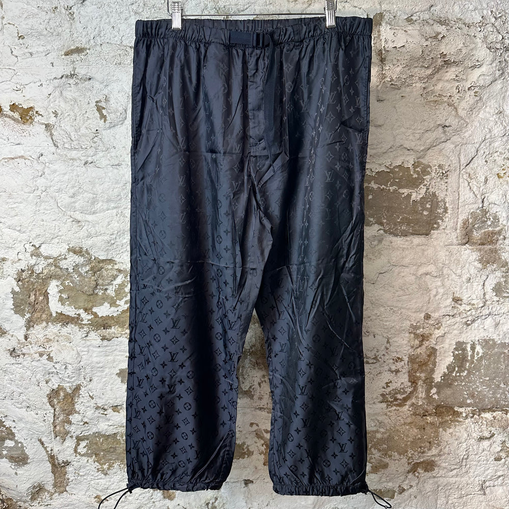 Louis Vuitton Navy Monogram Nylon Pants Sz S (46)