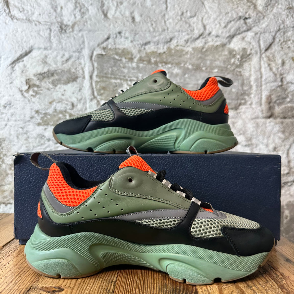 Dior B22 Orange Green Black Sneaker Sz 8 (41)