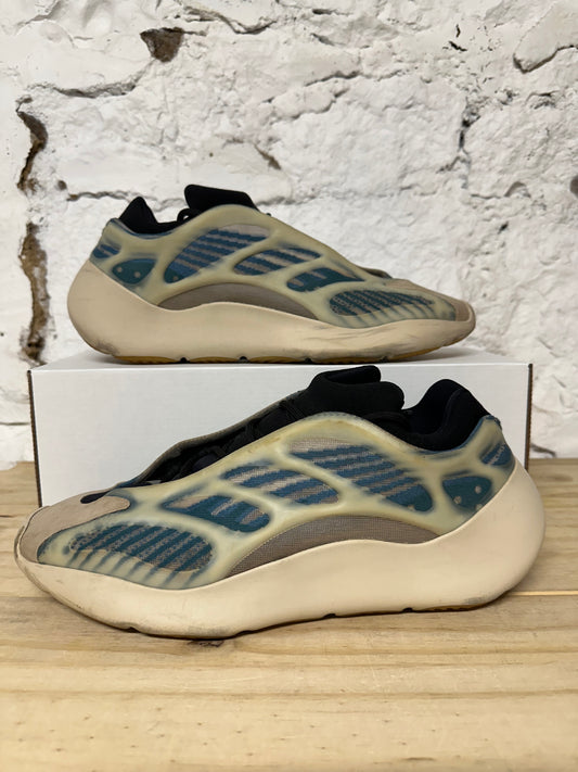Yeezy 700 V3 Kyanite Sz 12