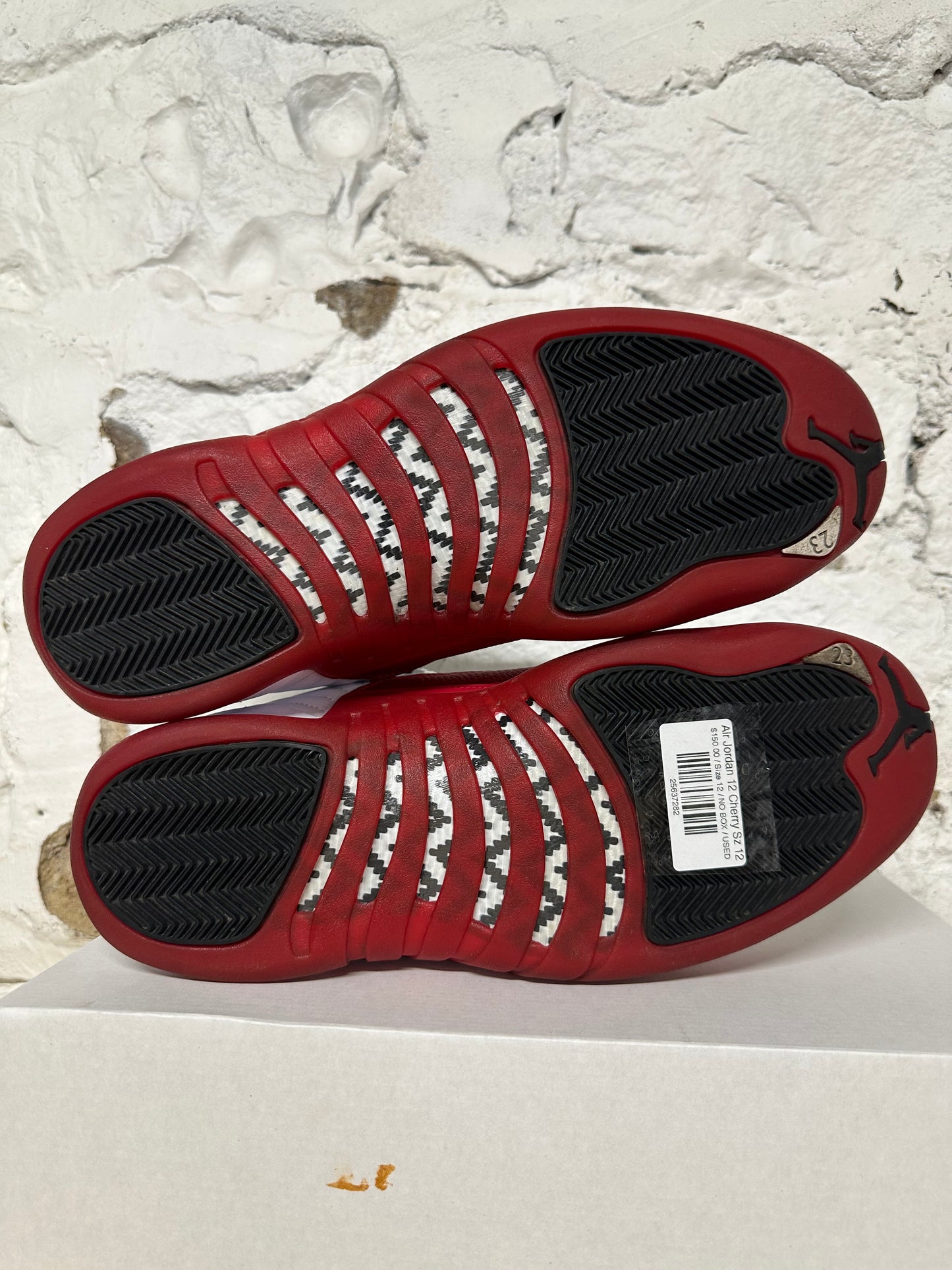 Air Jordan 12 Cherry Sz 12