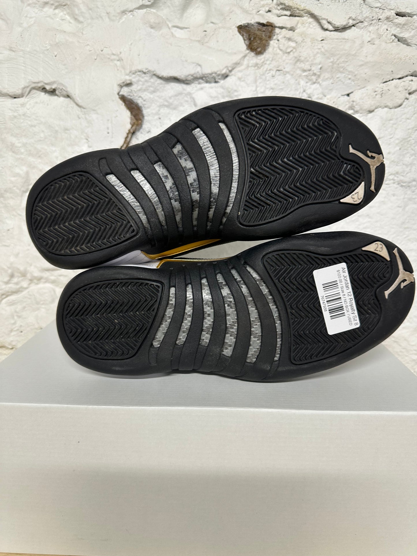 Air Jordan 12 Royalty Sz 8