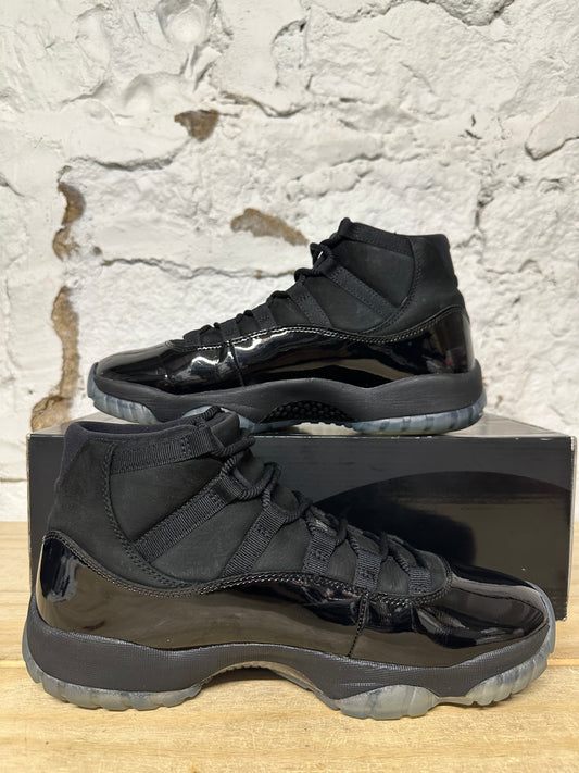 Air Jordan 11 High Cap And Gown Sz 10