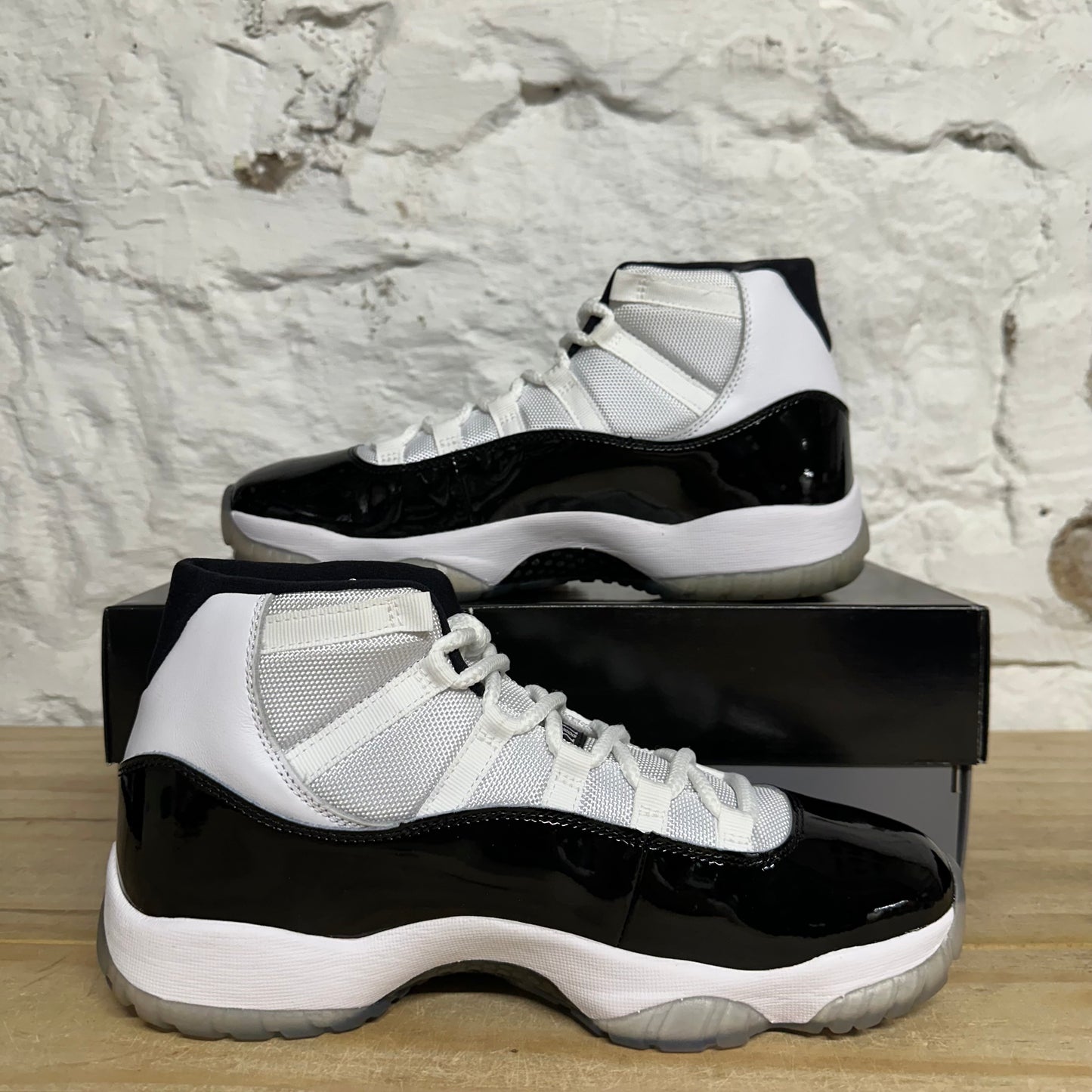Air Jordan 11 High Concord (2018) Sz 9.5 DS