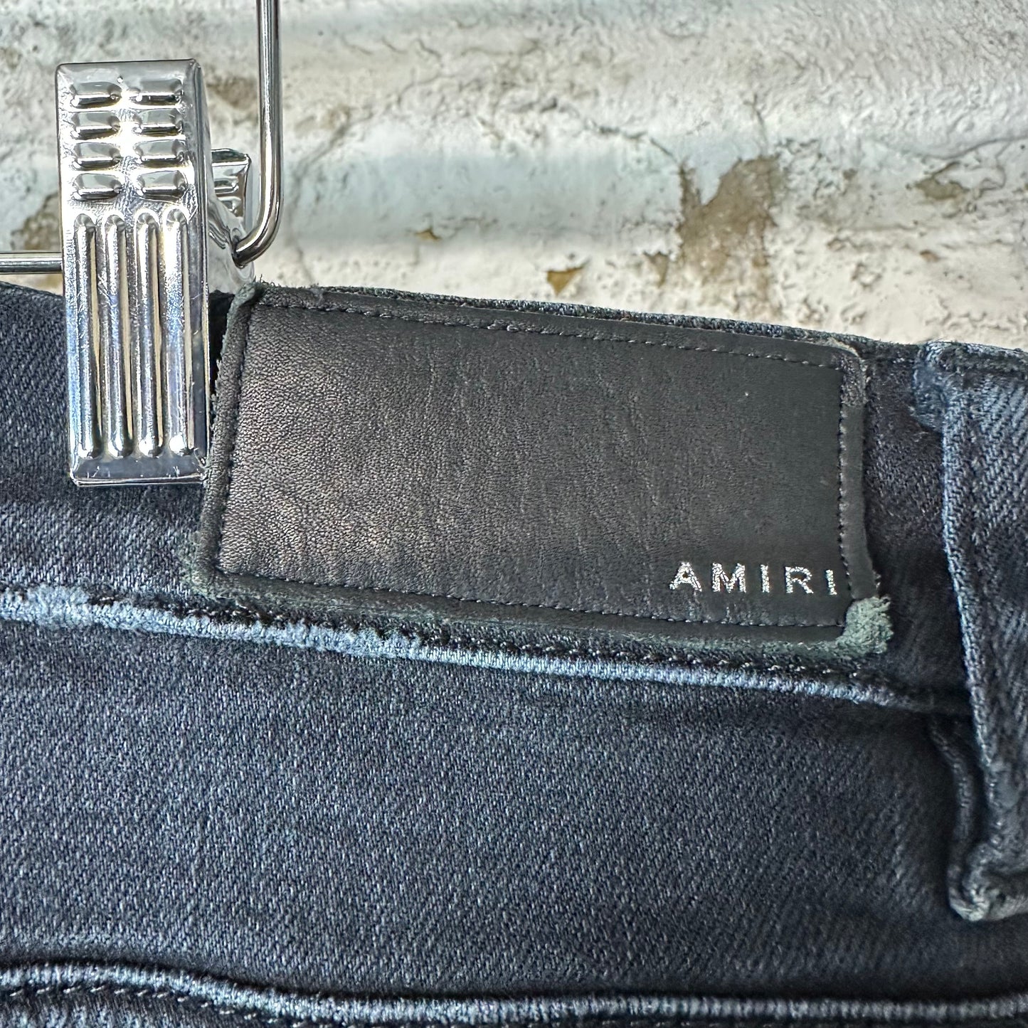 Amiri Varsity Felt Spell Distressed Denim Jeans Sz 36