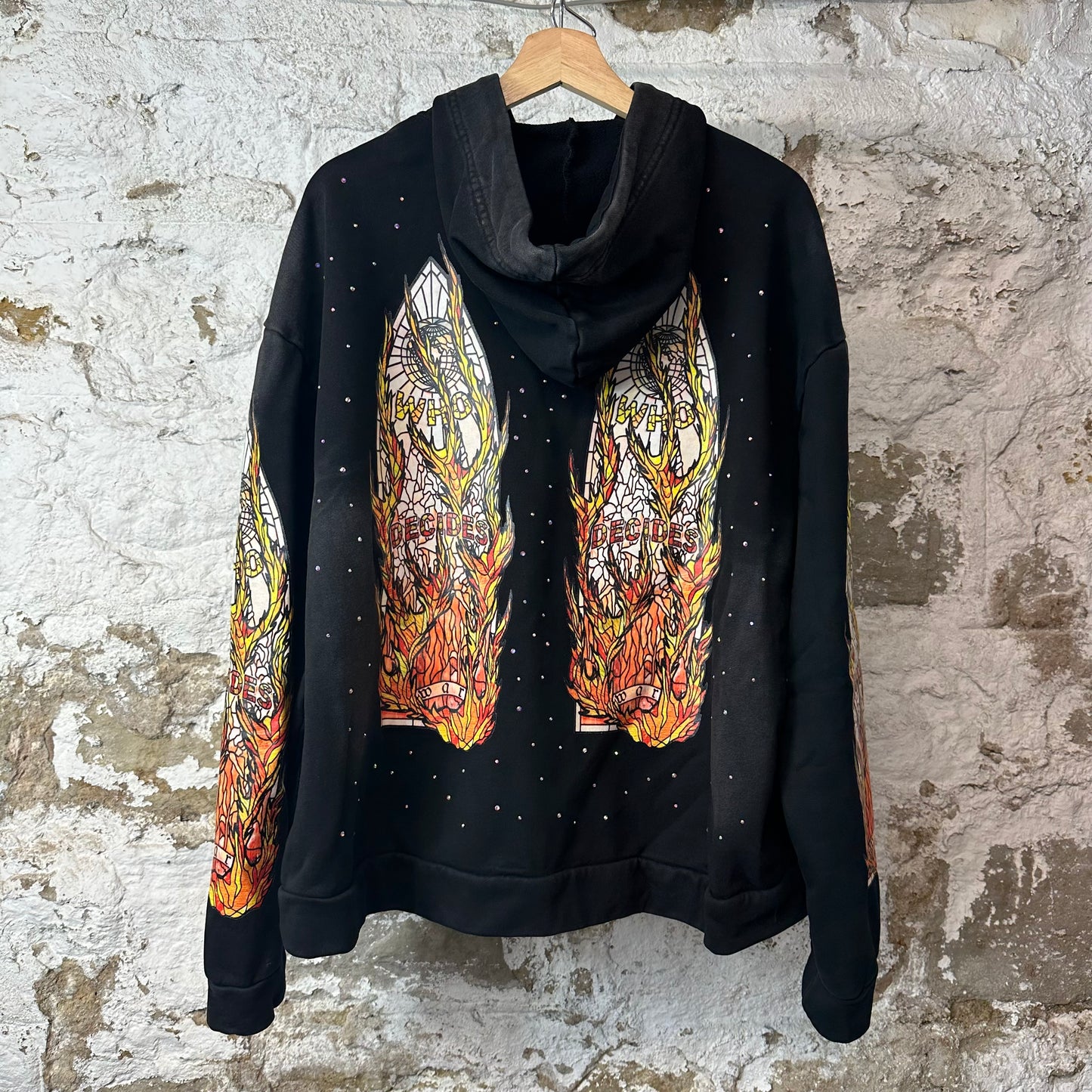 Who Decides War Flame Stain Glass Crystal Black Denim Jeans Sz S