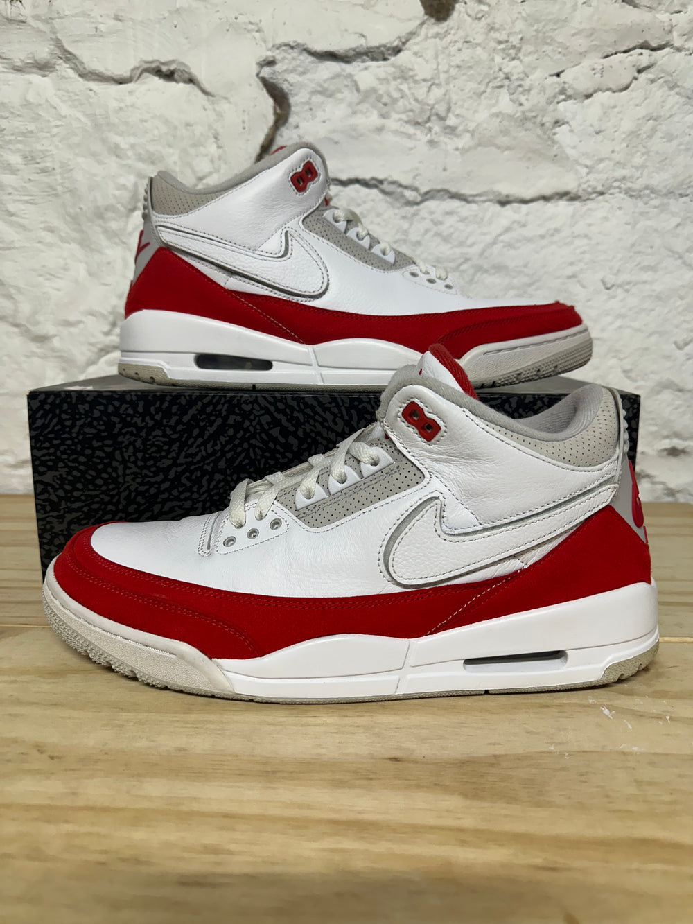 Air Jordan 3 Tinker White University Red Sz 11