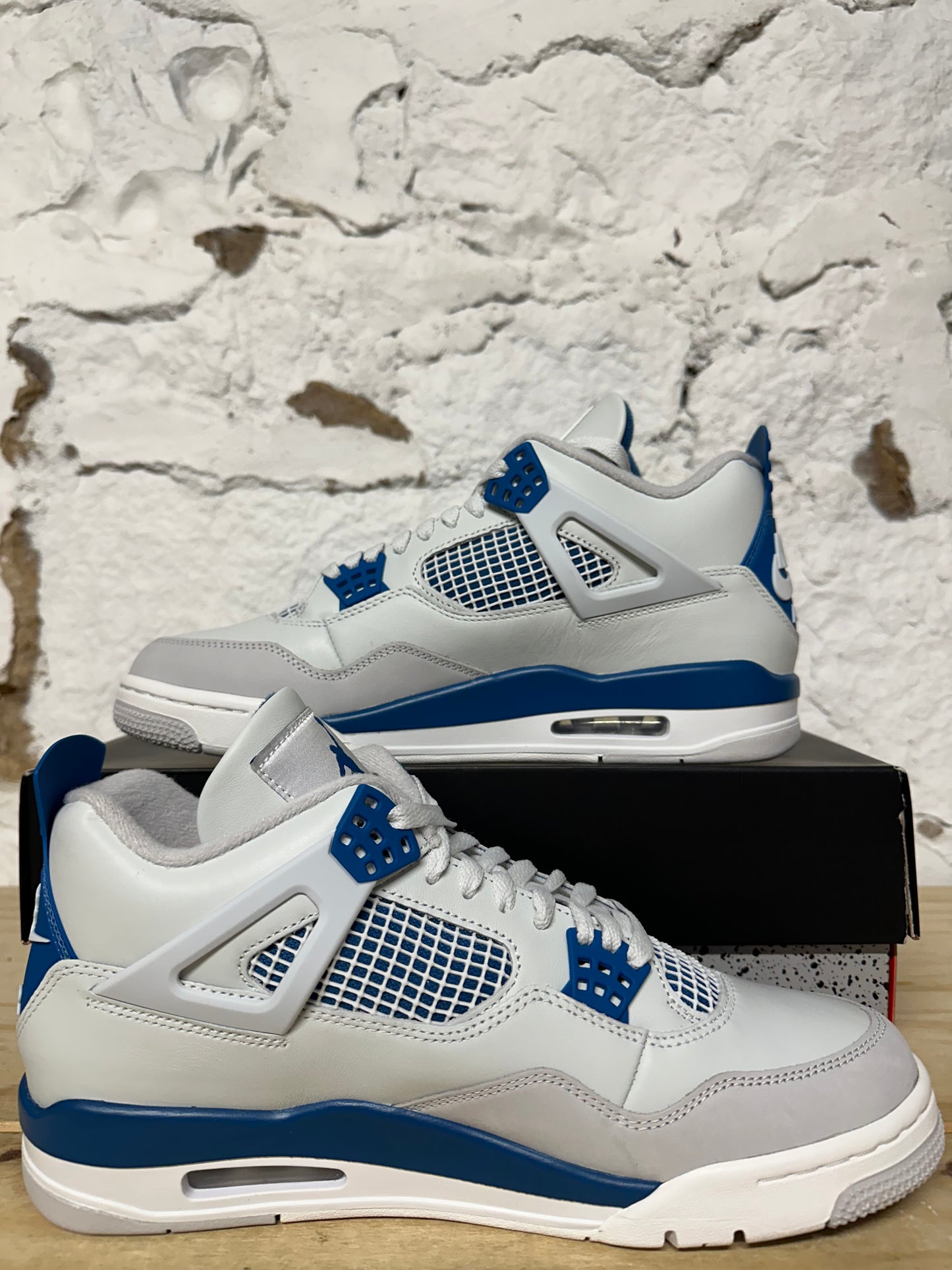 Air Jordan 4 Military Blue Sz 11 DS