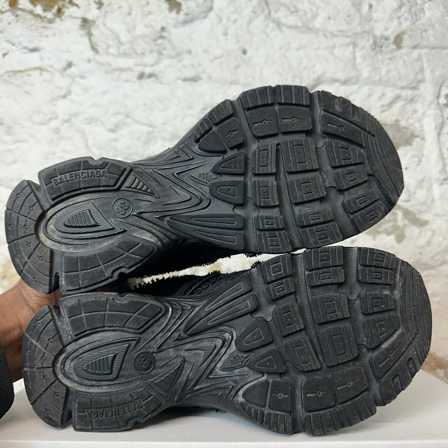 Balenciaga Triple Black Phantom Sneaker Sz 6 (38)